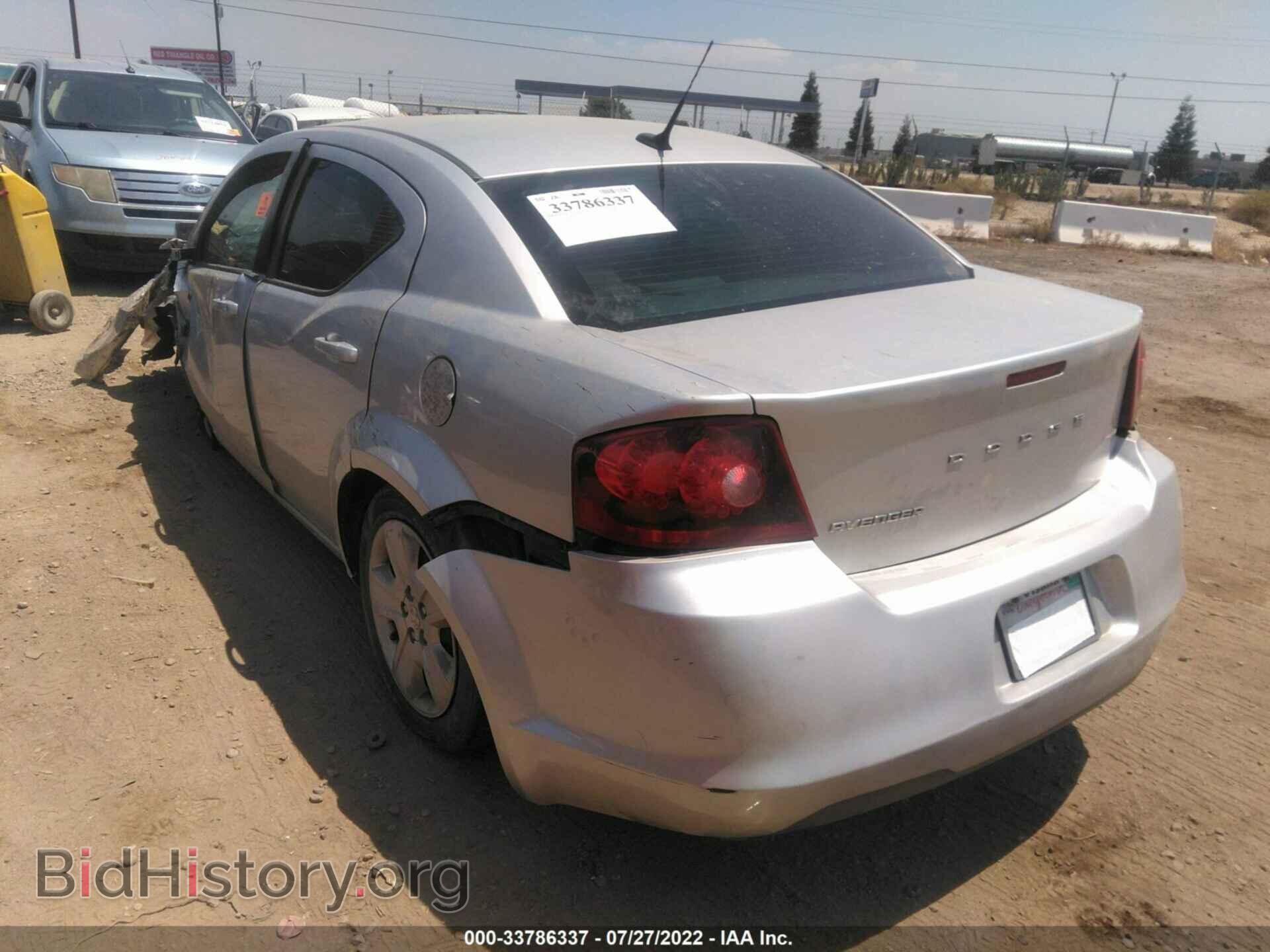 2011 DODGE AVENGER - VIN: 1B3BD4FB1BN537352 - Фото 3
