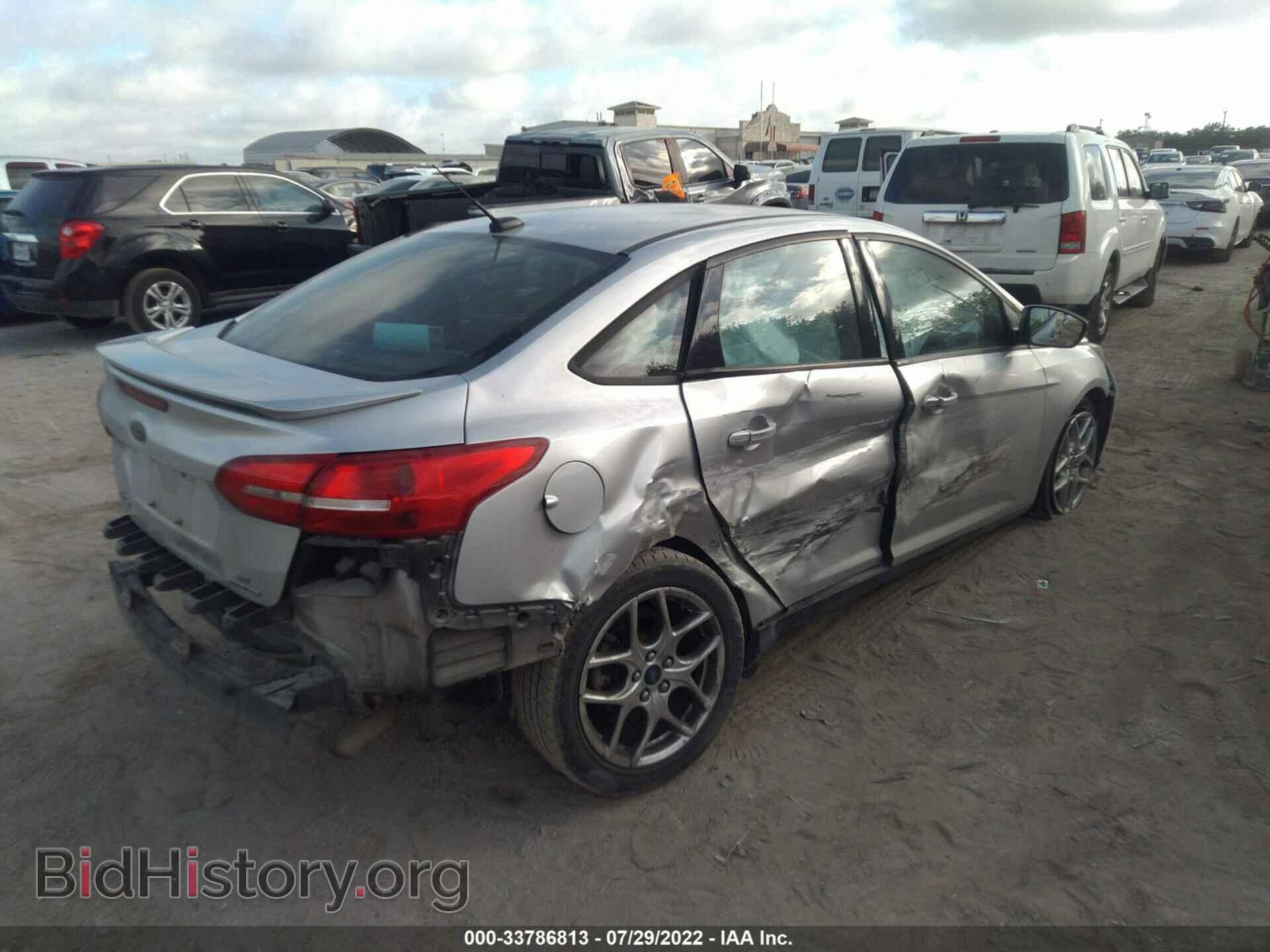 2015 FORD FOCUS - VIN: 1FADP3F2XFL277565 - Photo 4
