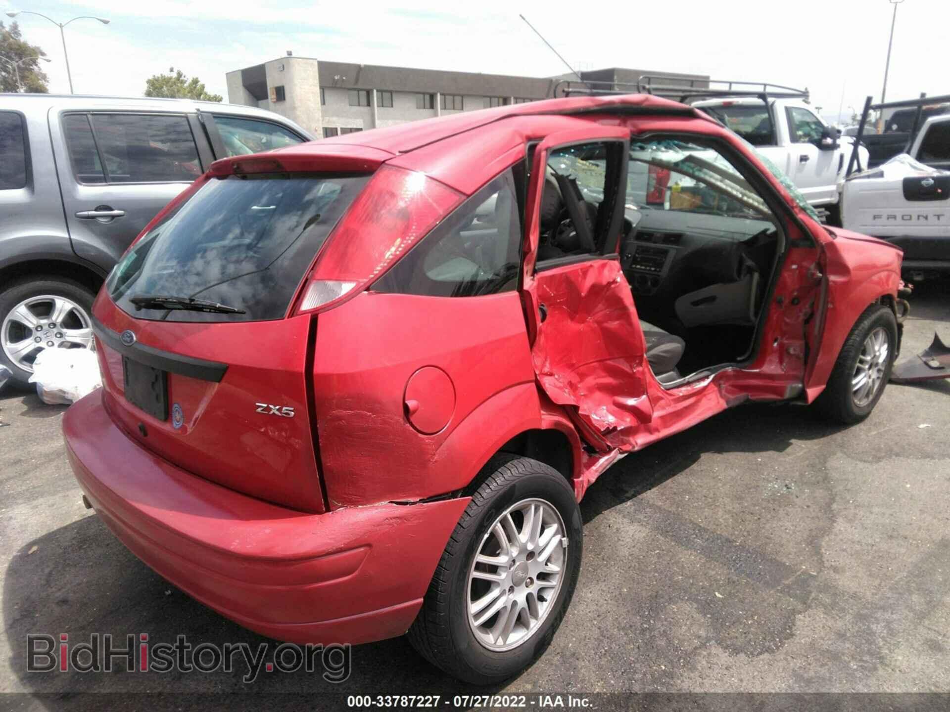 2006 FORD FOCUS - VIN: 1FAHP37NX6W147763 - Фото 4