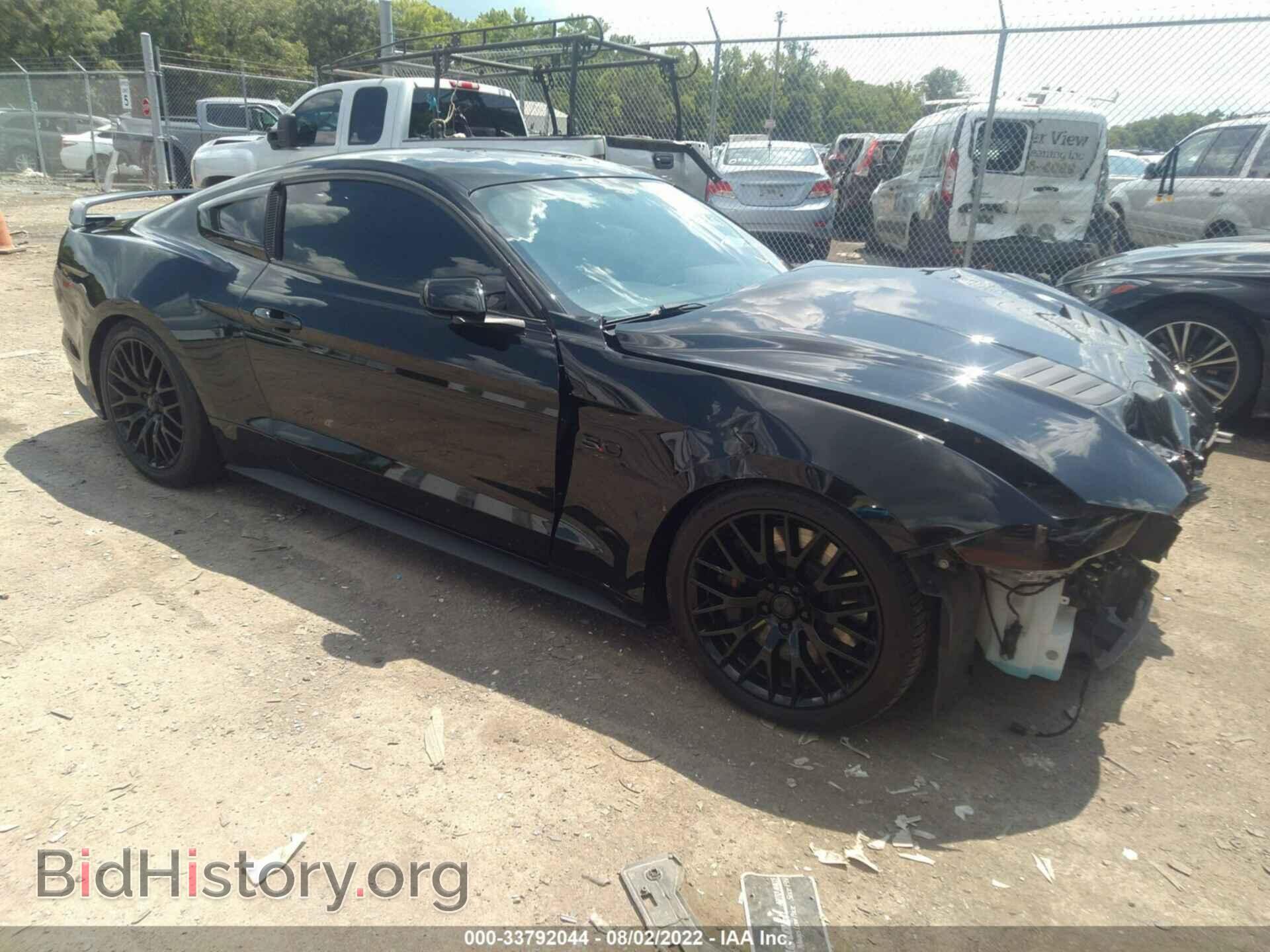Photo 1FA6P8CF7J5137600 - FORD MUSTANG 2018