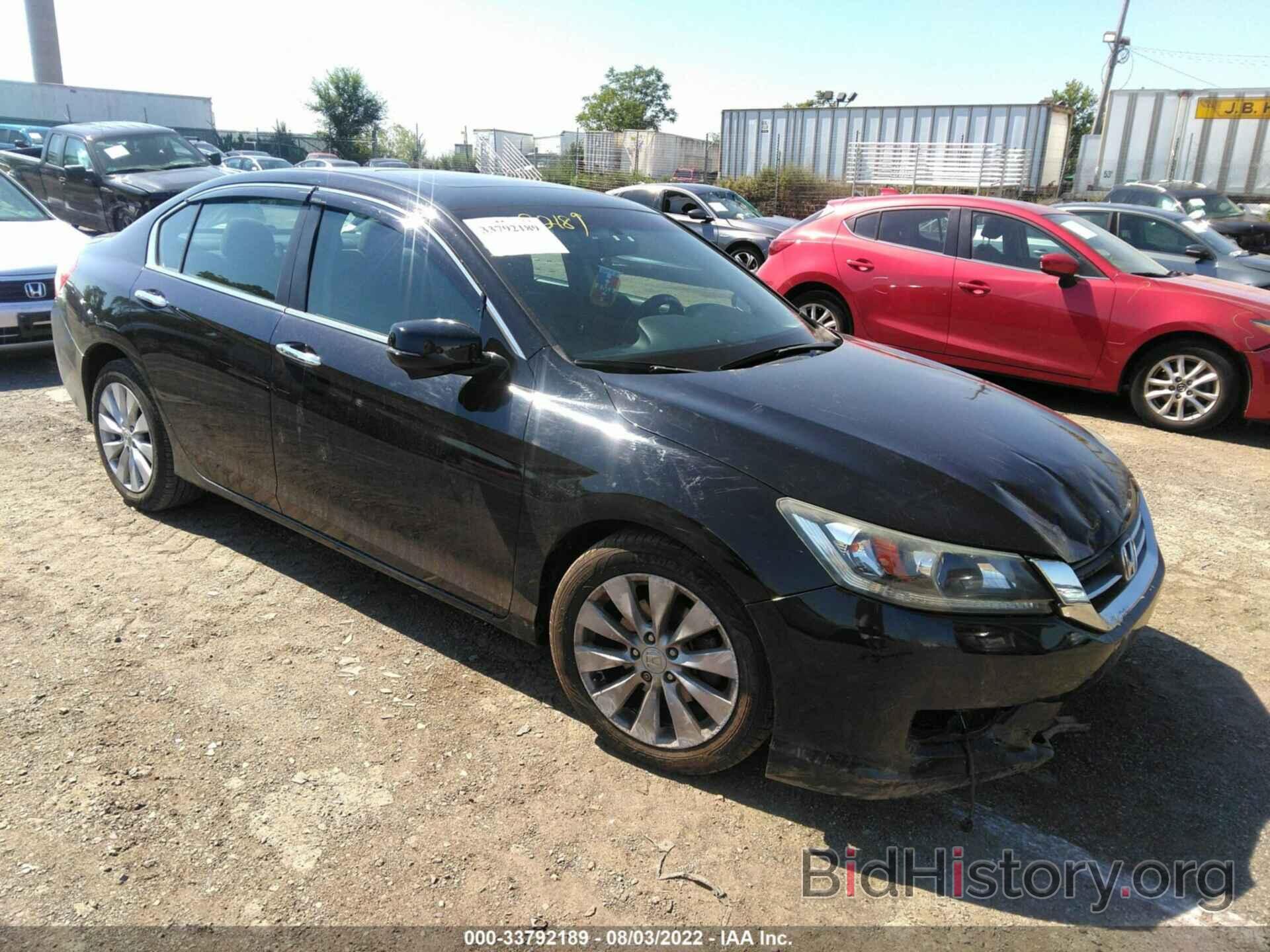 Photo 1HGCR2F74DA236168 - HONDA ACCORD SDN 2013