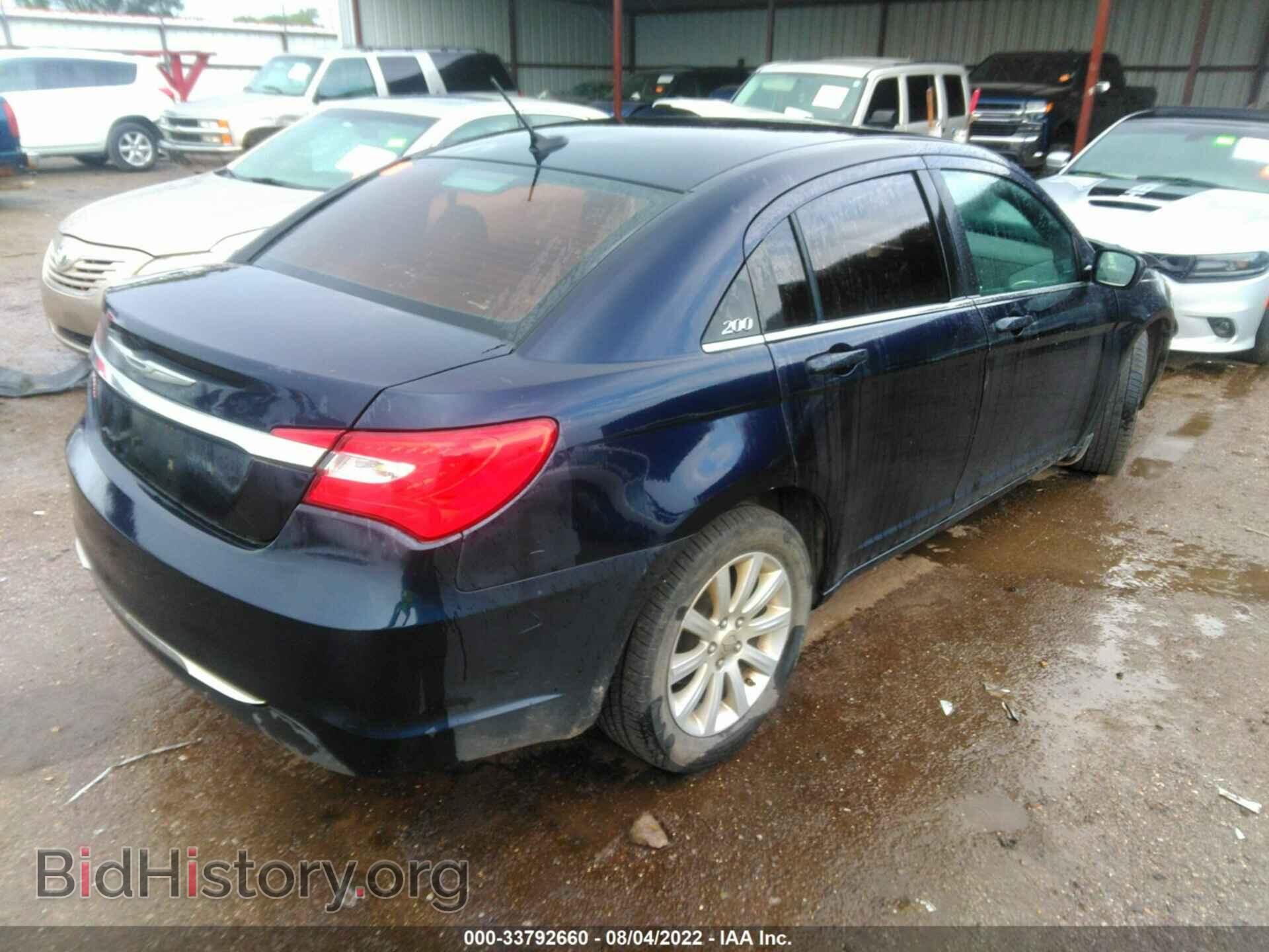 2012 CHRYSLER 200 - VIN: 1C3CCBBG2CN107489 - Фото 4