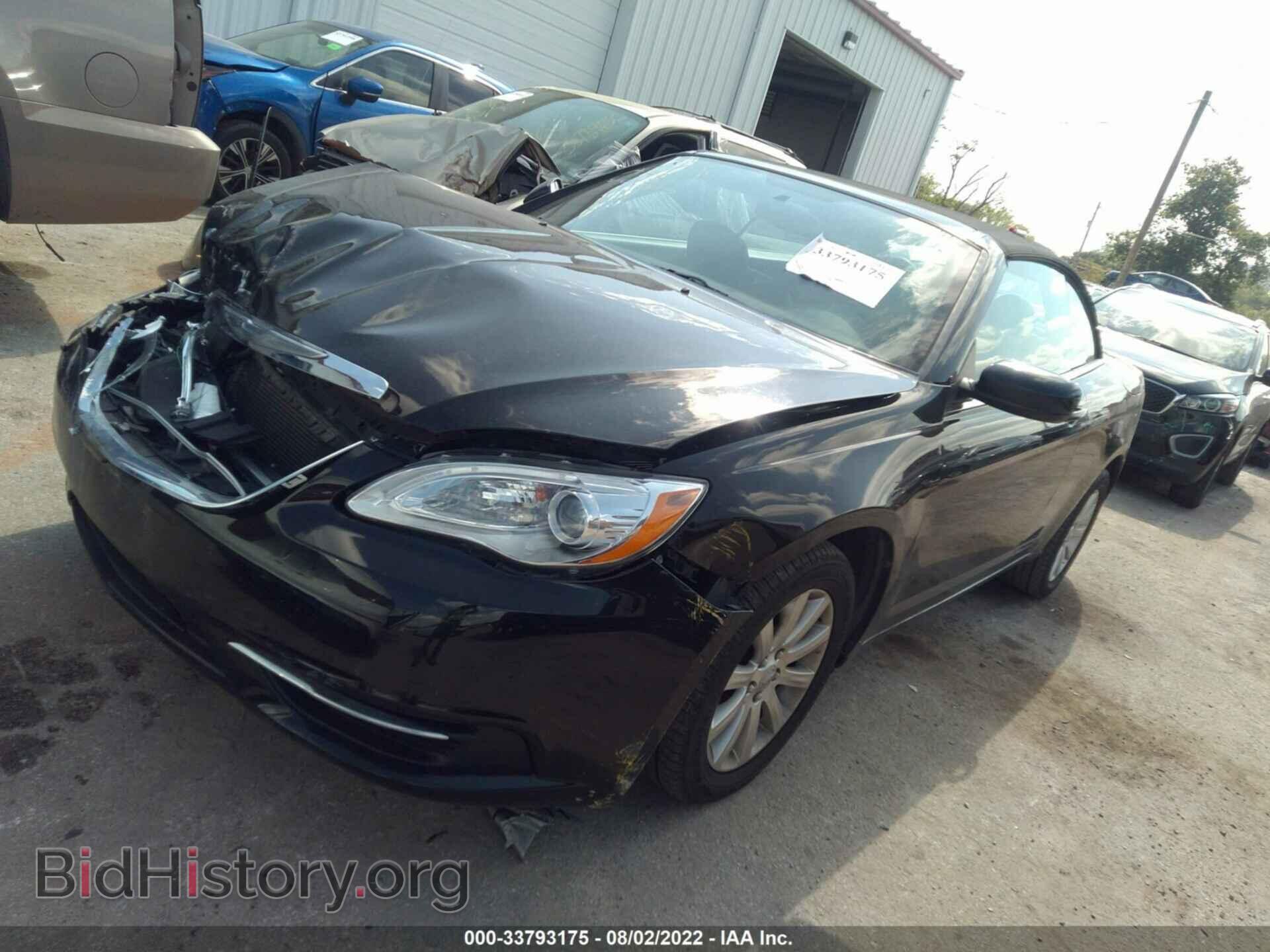 2014 CHRYSLER 200 - VIN: 1C3BCBEB3EN115647 - Фото 2