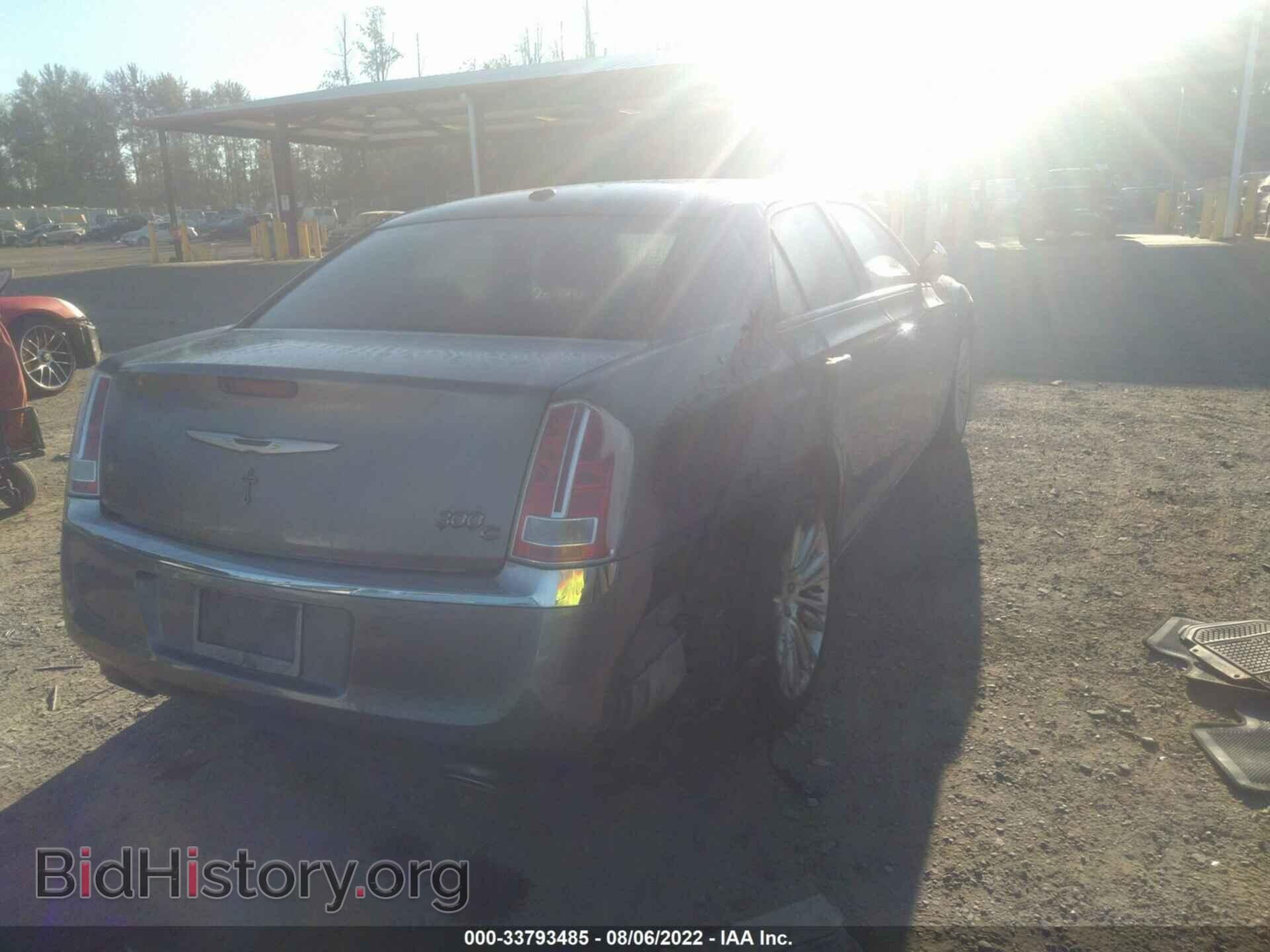 2012 CHRYSLER 300 - VIN: 2C3CCAETXCH257068 - Фото 4