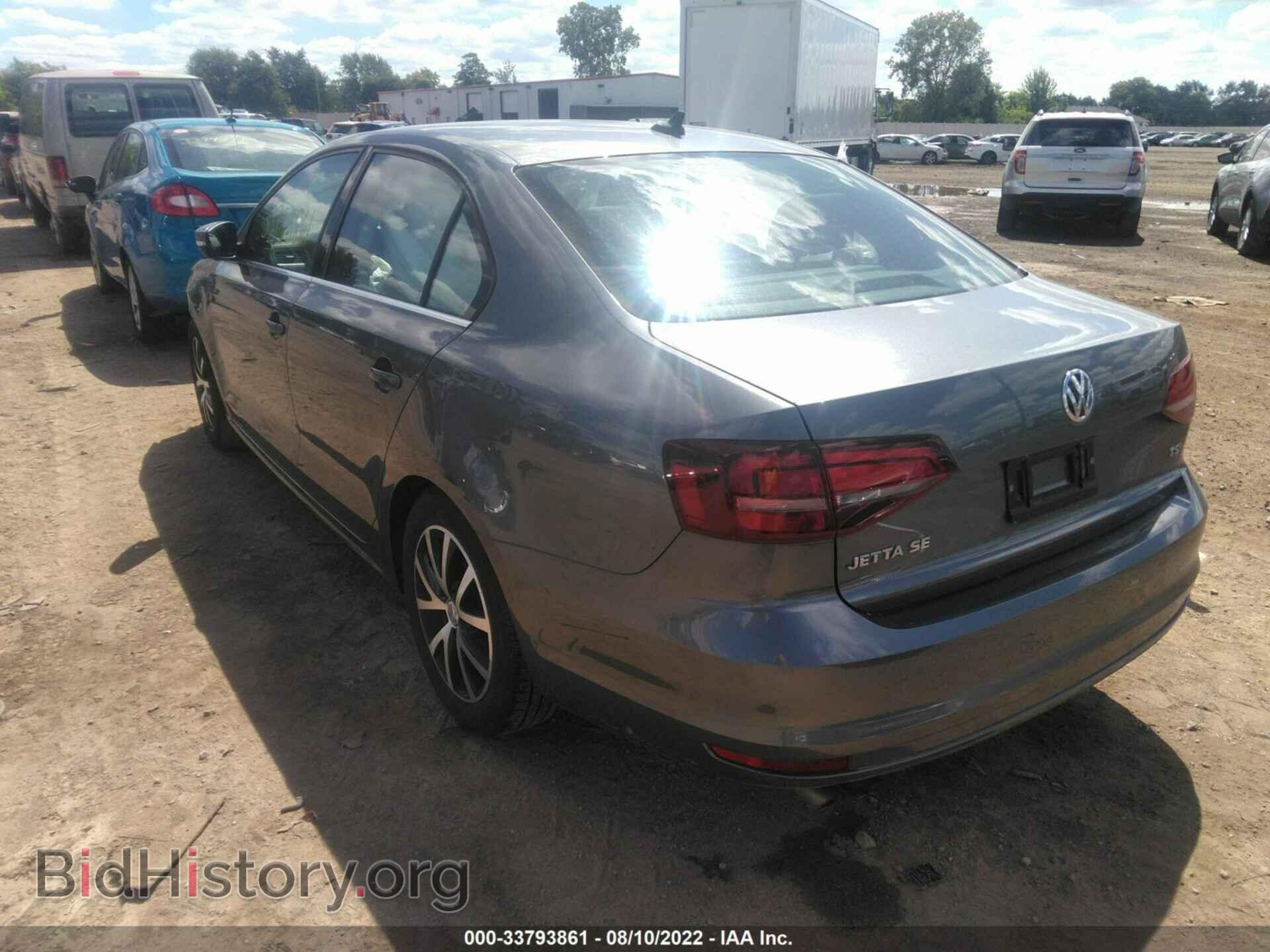 2018 VOLKSWAGEN JETTA - VIN: 3VWDB7AJ9JM263451 - Фото 3