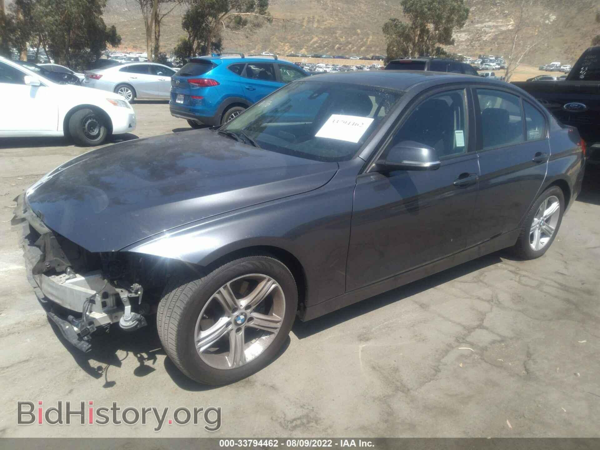 2013 BMW 3 SERIES - VIN: WBA3A5C52DF603529 - Фото 2