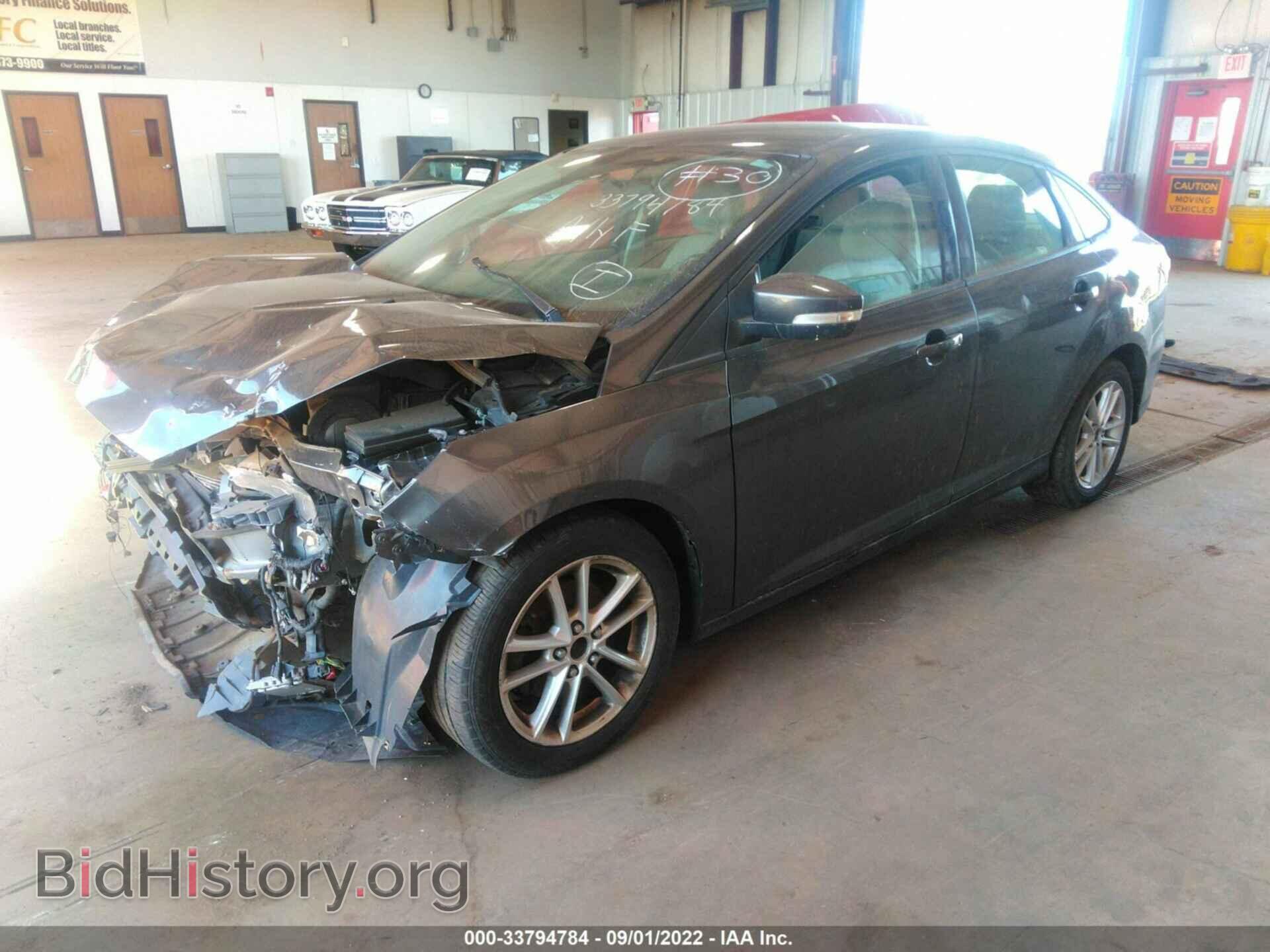 2016 FORD FOCUS - VIN: 1FADP3F22GL365155 - Photo 2
