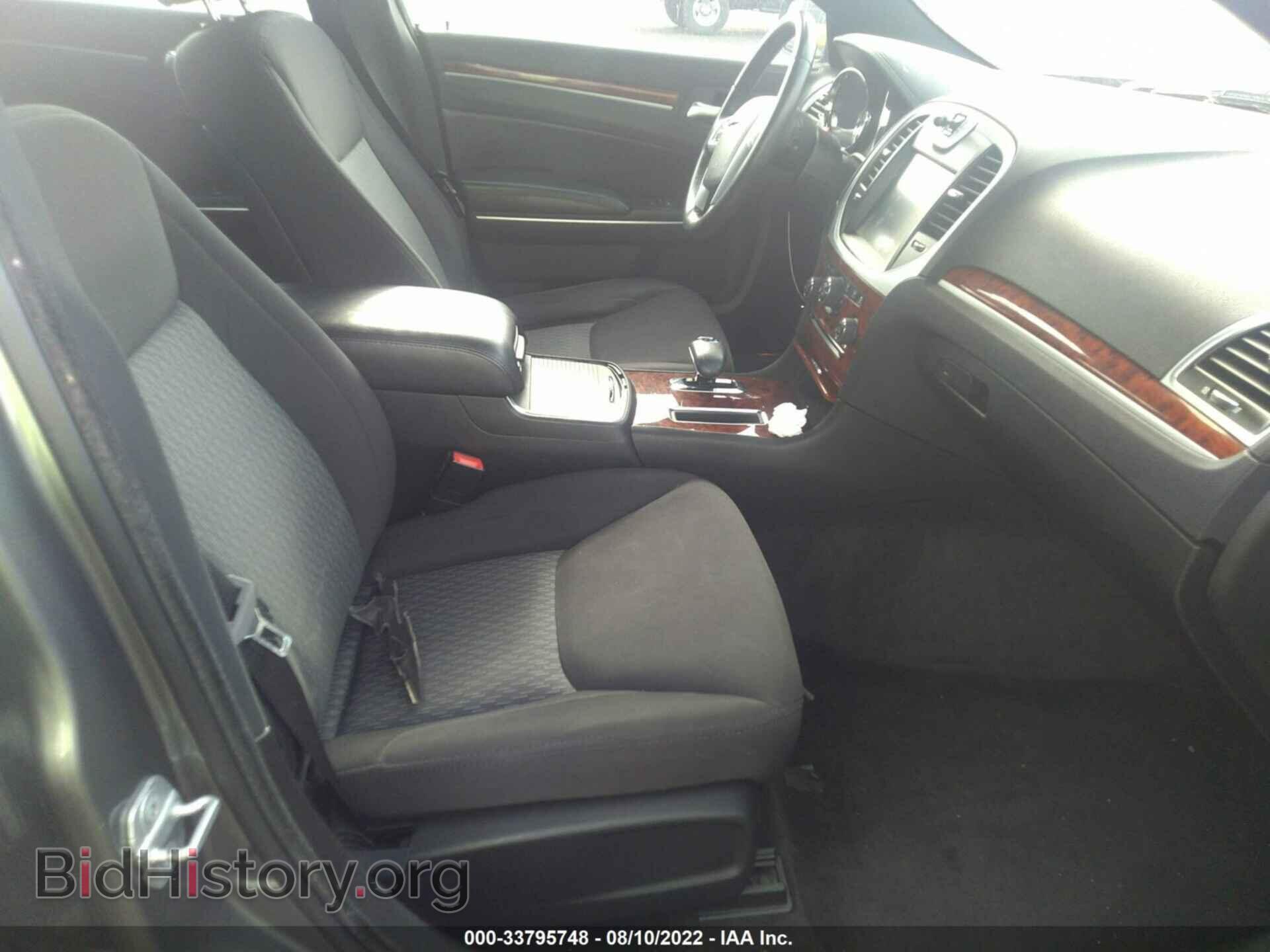 2012 CHRYSLER 300 - VIN: 2C3CCAAG2CH233503 - Photo 5