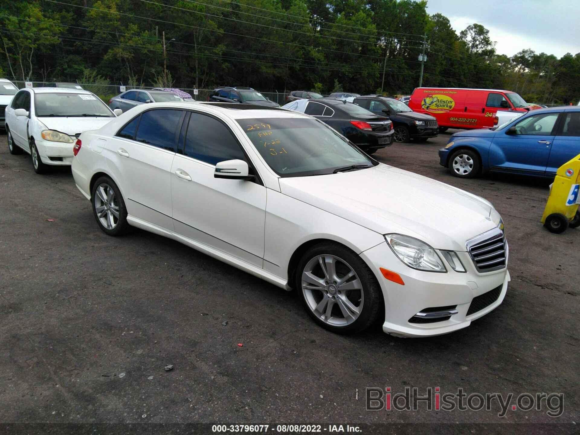 Photo WDDHF5KB0DA756737 - MERCEDES-BENZ E-CLASS 2013