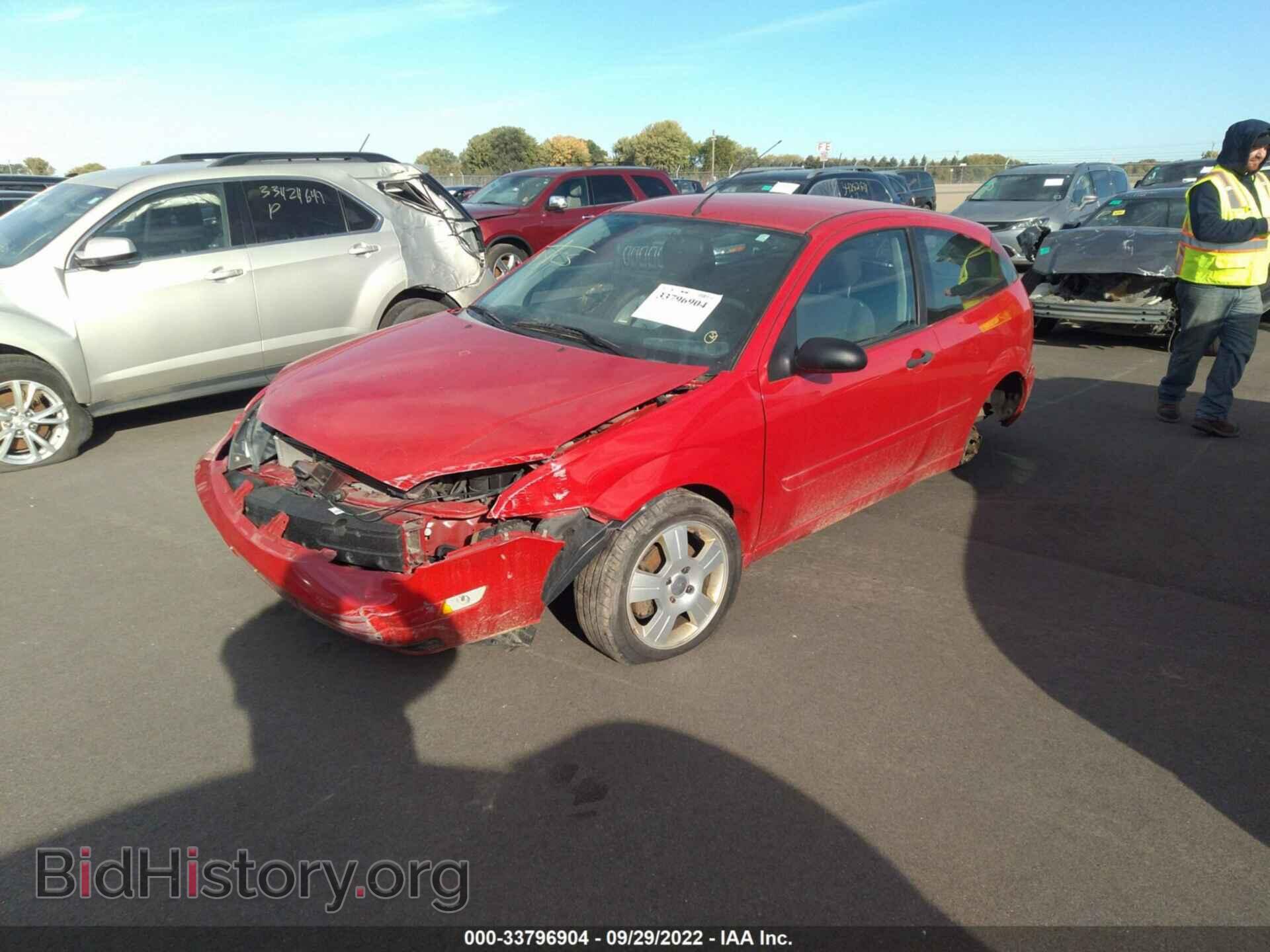 2007 FORD FOCUS - VIN: 1FAHP31N67W241472 - Фото 2