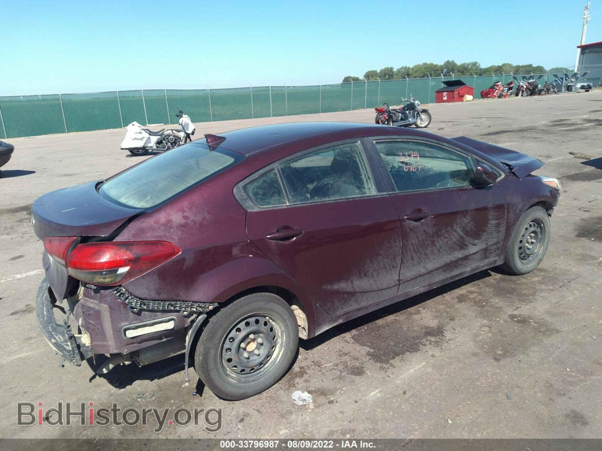 2017 KIA FORTE - VIN: 3KPFK4A71HE134784 - Фото 4