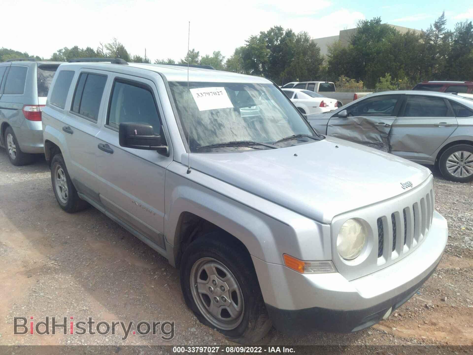 Фотография 1J4NT1GA2BD165751 - JEEP PATRIOT 2011