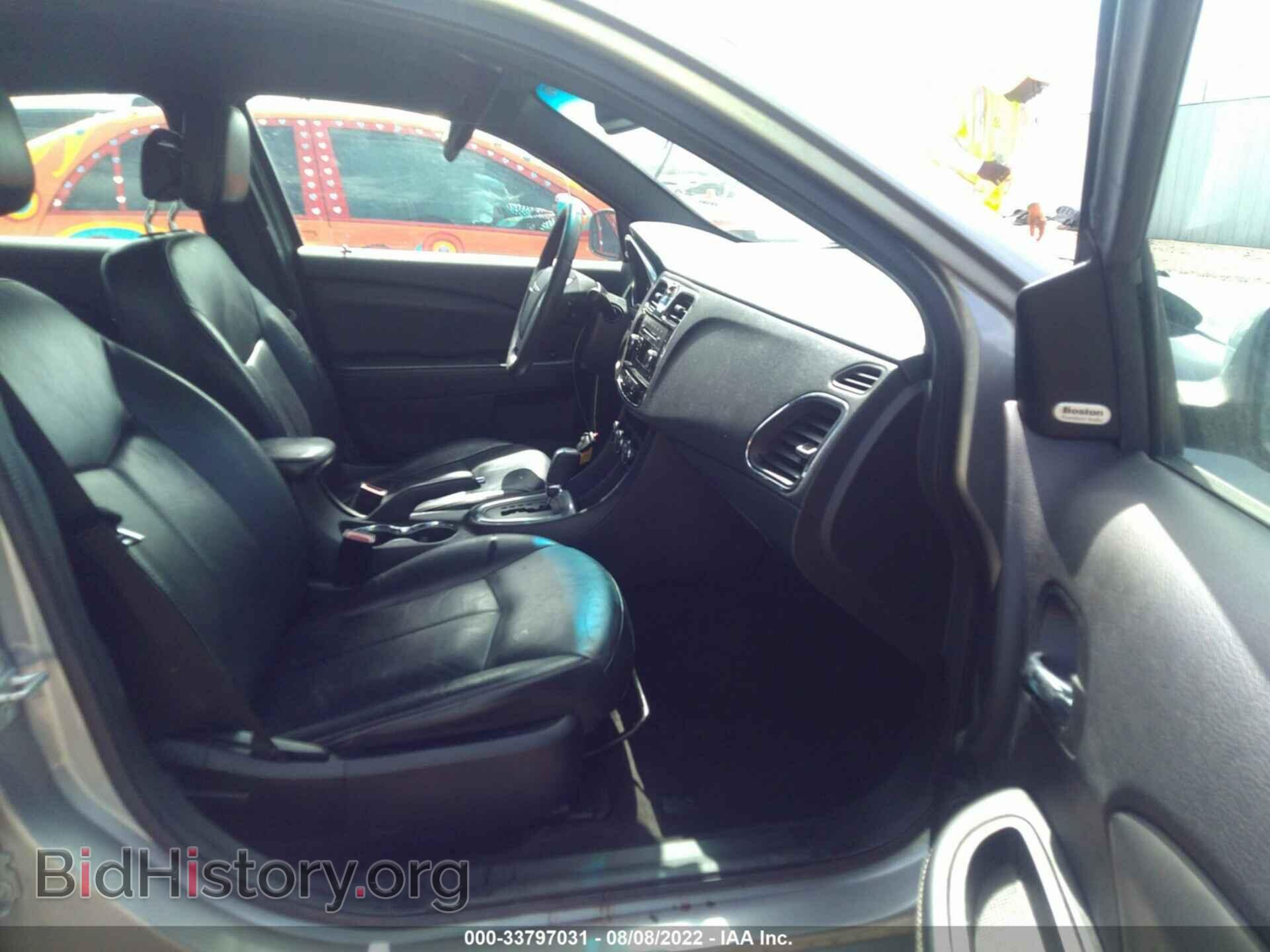 2013 CHRYSLER 200 - VIN: 1C3CCBCG8DN528228 - Photo 5