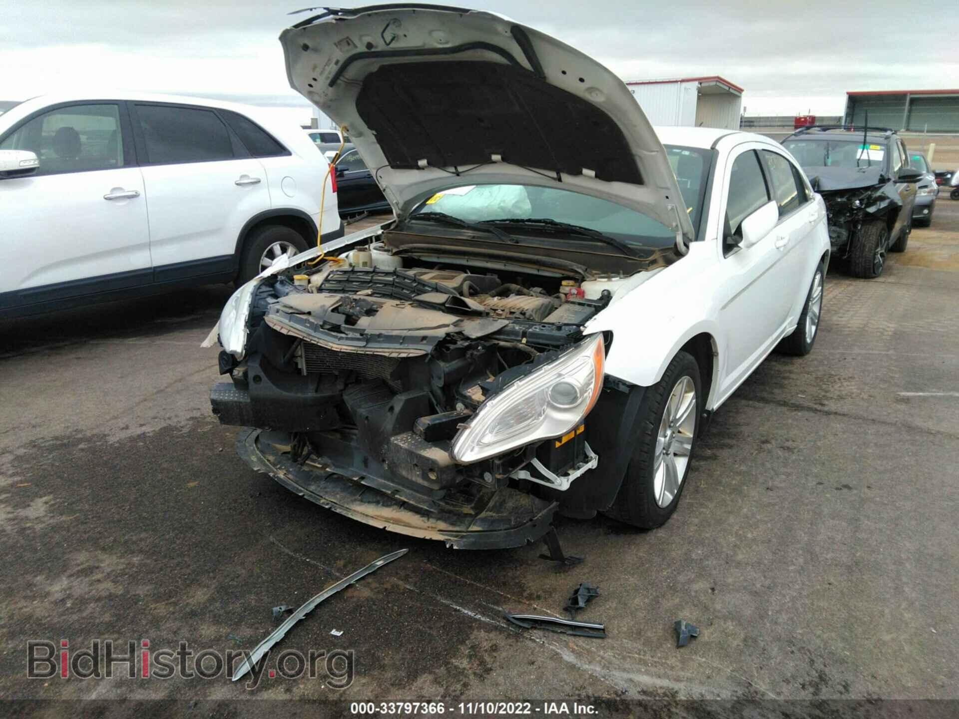 2011 CHRYSLER 200 - VIN: 1C3BC1FB0BN611462 - Фото 6