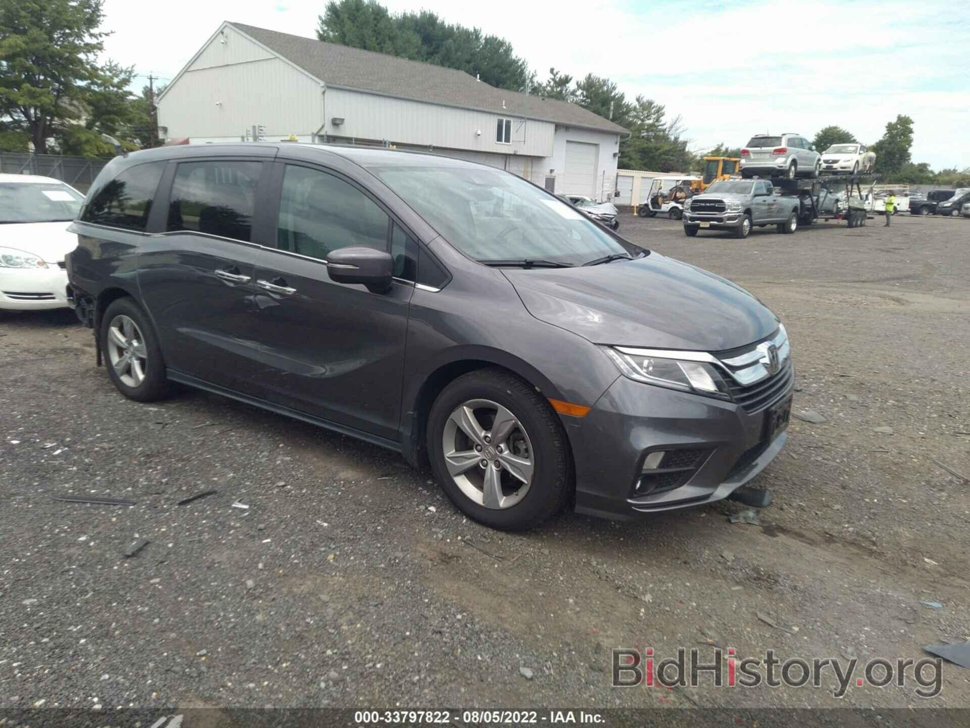 Photo 5FNRL6H51JB101777 - HONDA ODYSSEY 2018