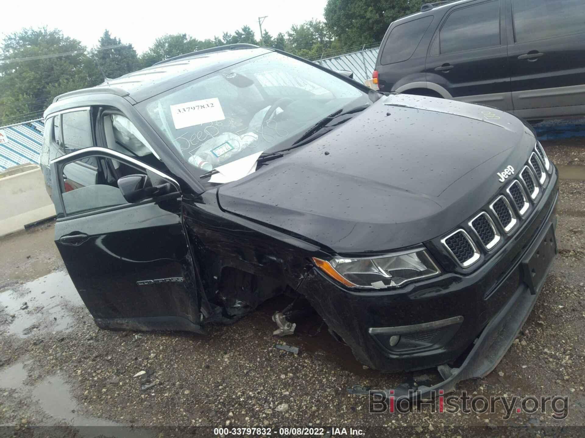 Photo 3C4NJDBB3JT104866 - JEEP COMPASS 2018