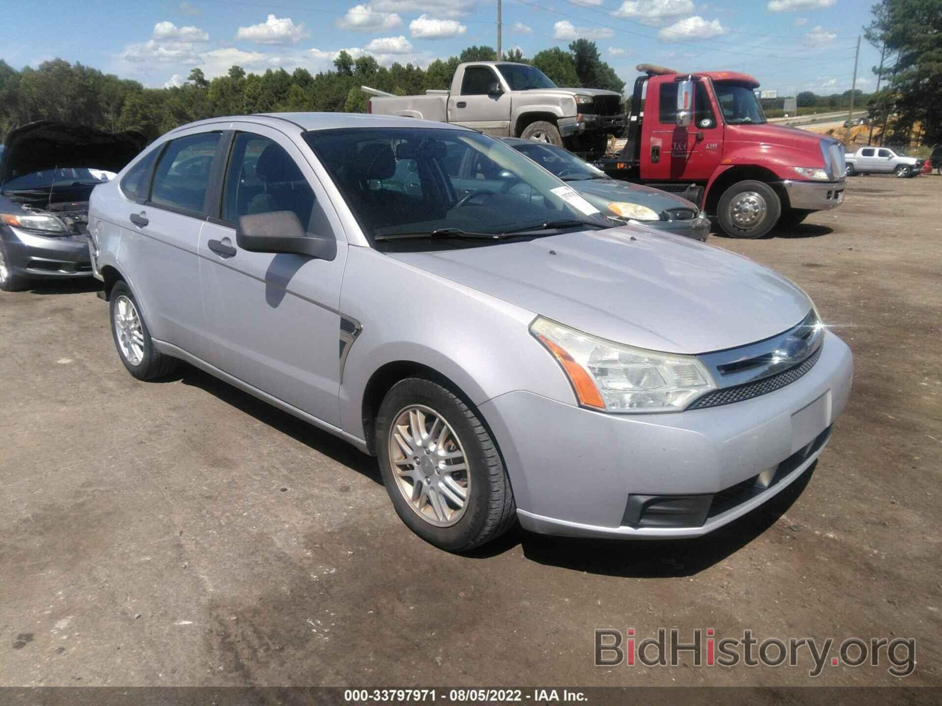 Photo 1FAHP35N18W237423 - FORD FOCUS 2008