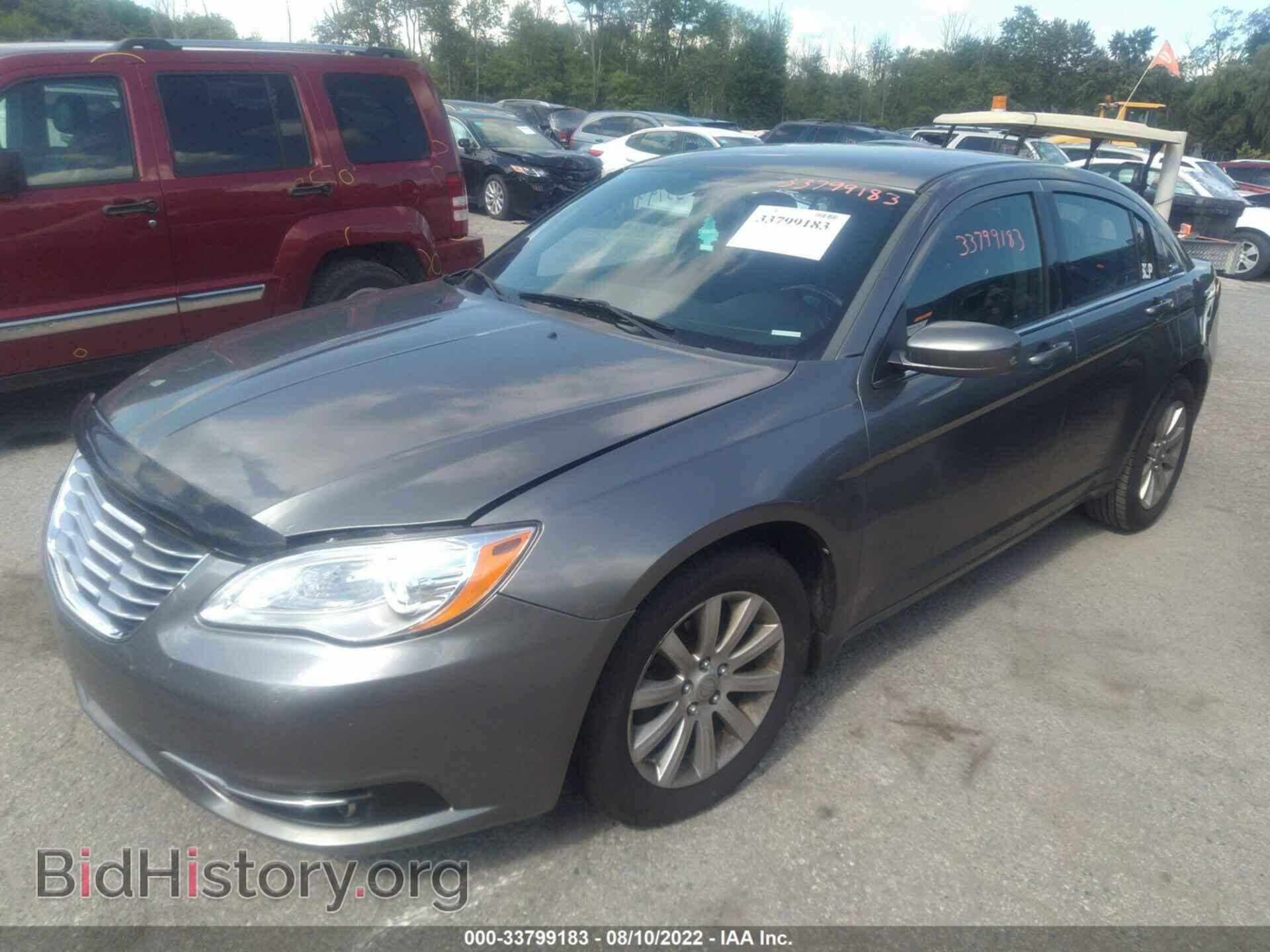 2013 CHRYSLER 200 - VIN: 1C3CCBBB7DN500278 - Фото 2
