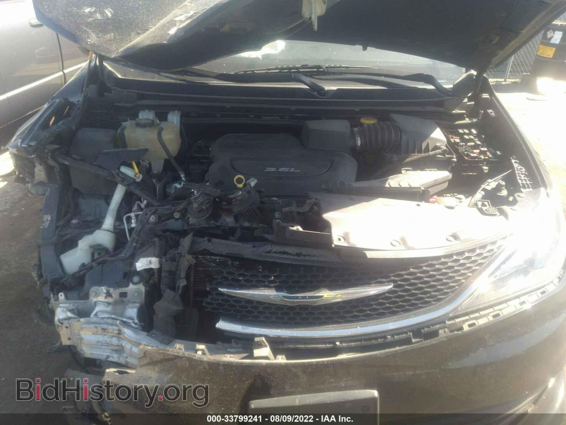 2017 CHRYSLER PACIFICA - VIN: 2C4RC1DG9HR623176 - Photo 10
