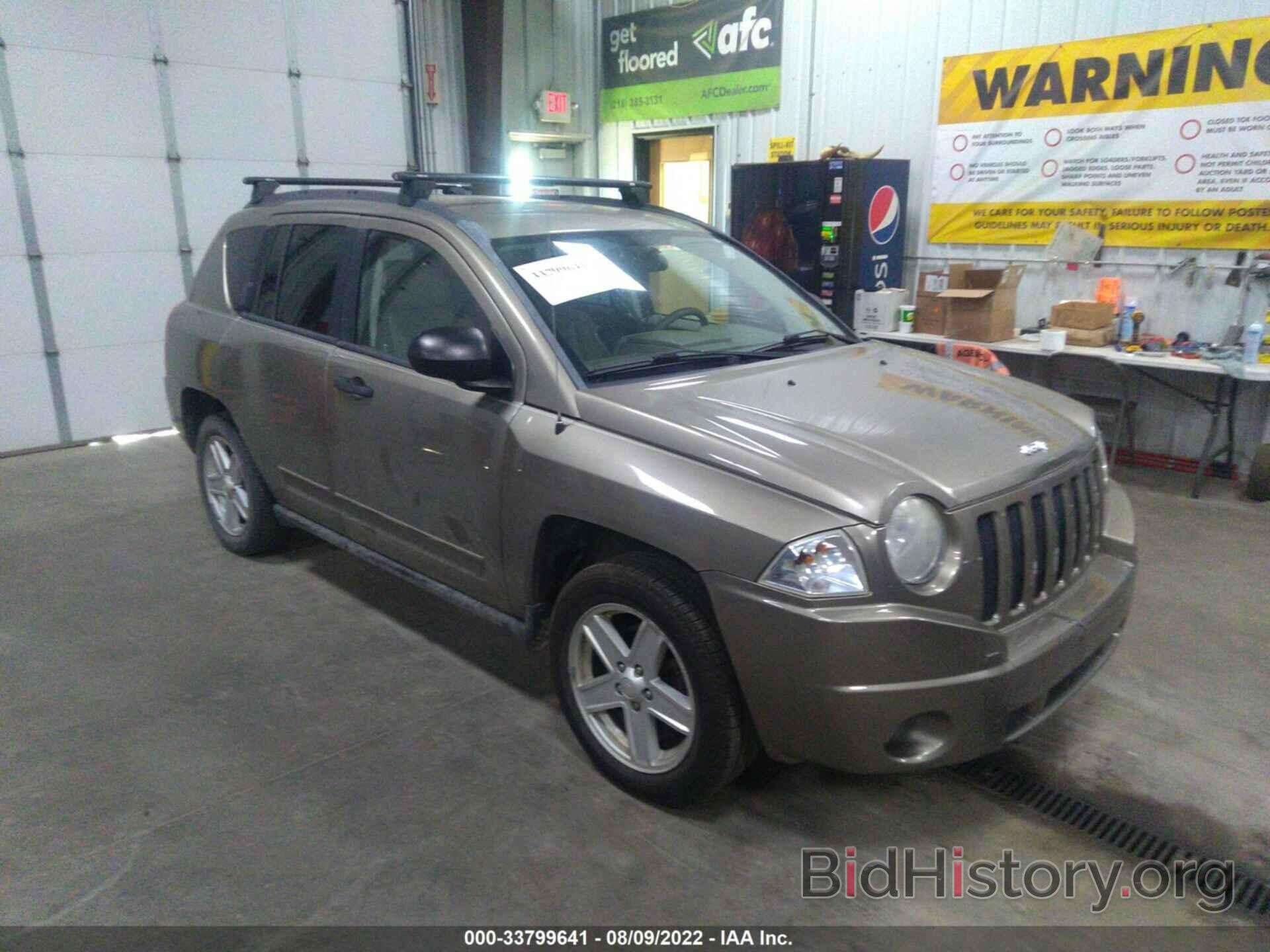 Photo 1J8FT470X8D733961 - JEEP COMPASS 2008