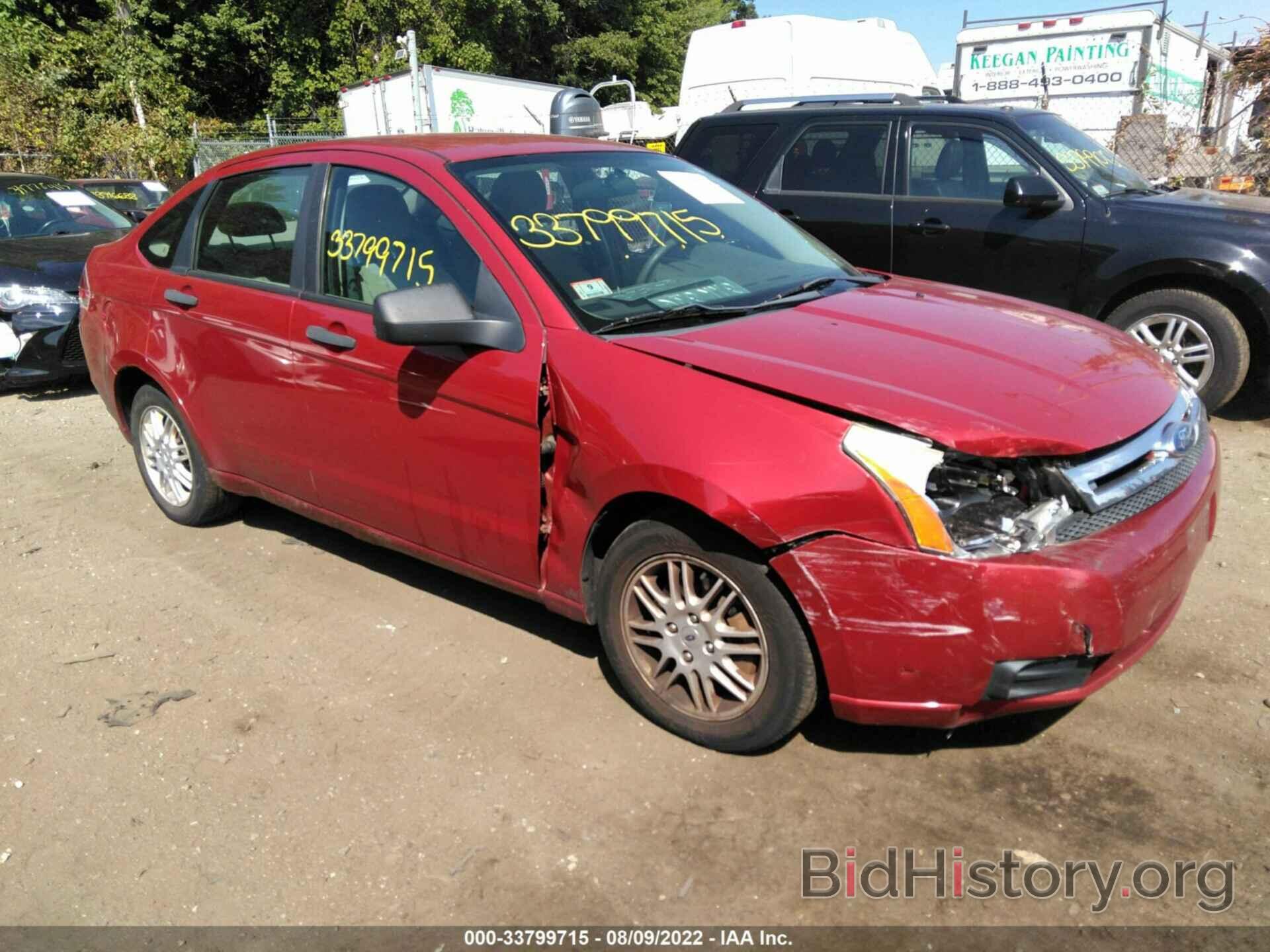 Photo 1FAHP3FN2BW131889 - FORD FOCUS 2011