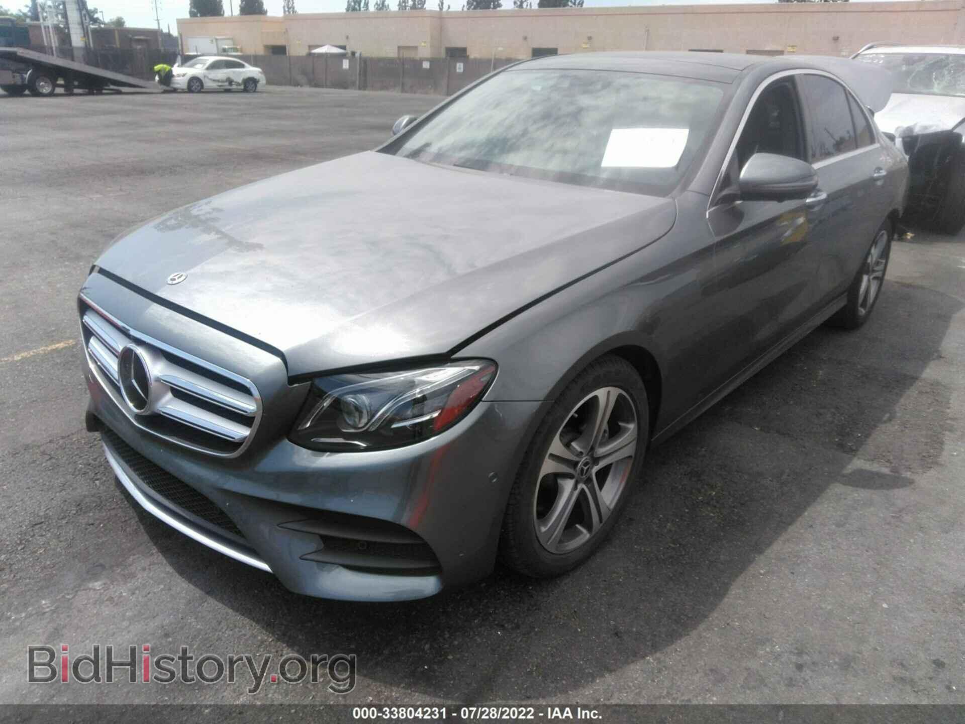 2018 MERCEDES-BENZ E-CLASS - VIN: WDDZF4JB5JA373579 - Фото 2