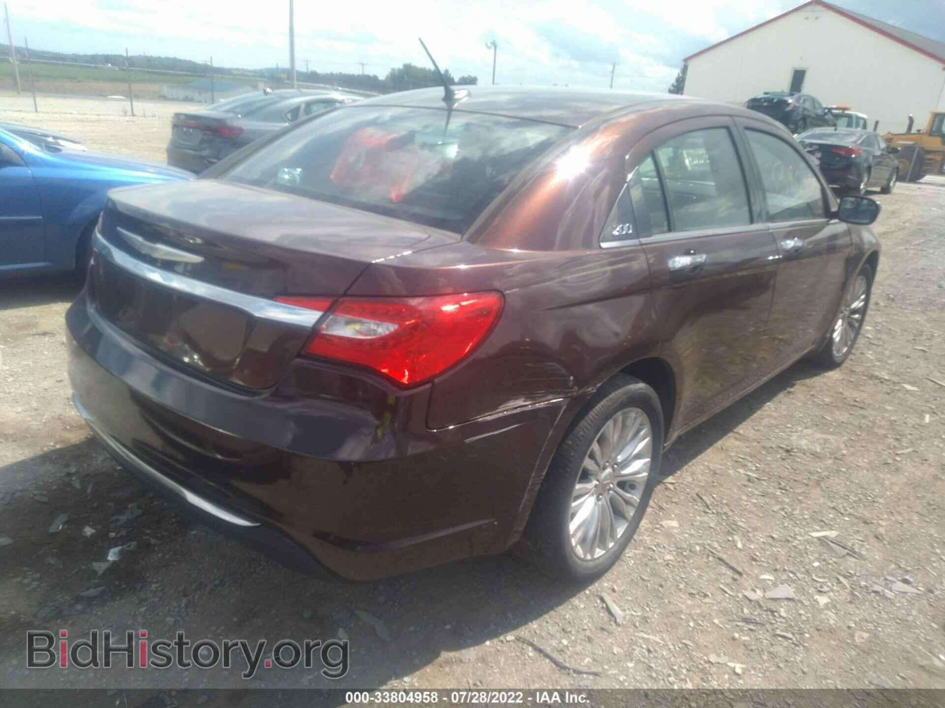 2012 CHRYSLER 200 - VIN: 1C3CCBCB3CN214635 - Фото 4