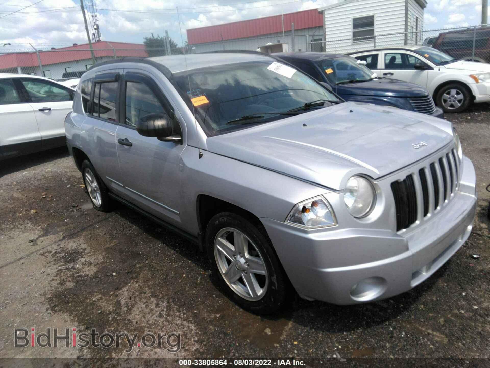 Photo 1J4NF1FB4AD623189 - JEEP COMPASS 2010