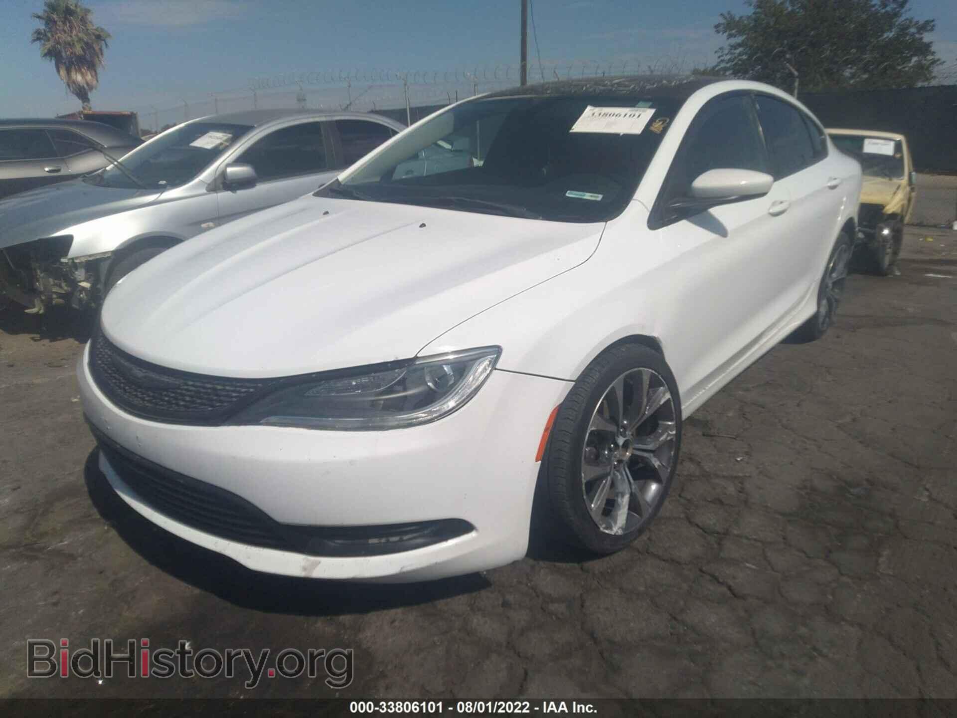 2016 CHRYSLER 200 - VIN: 1C3CCCFB0GN189250 - Photo 2