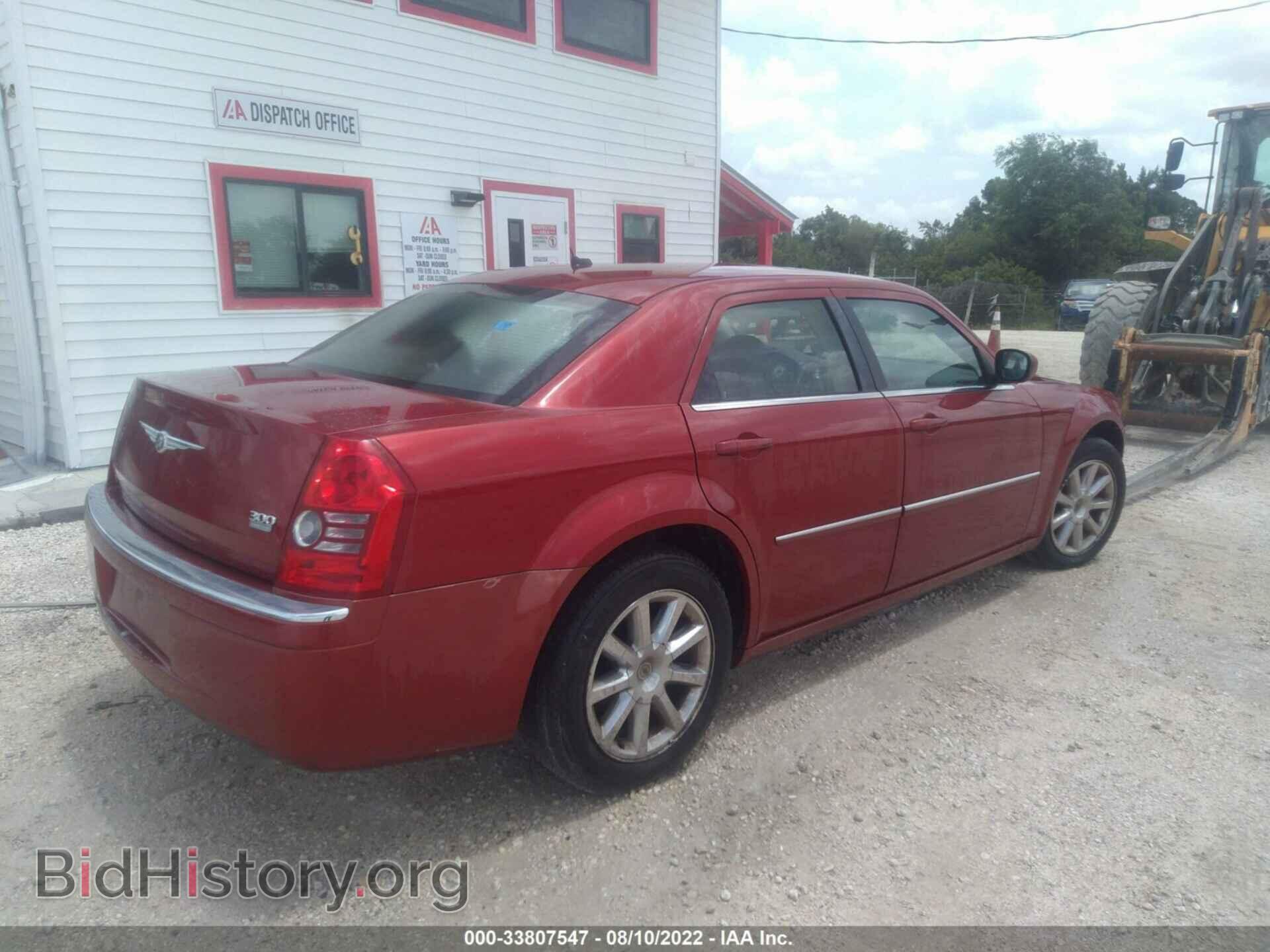2008 CHRYSLER 300 - VIN: 2C3LA33G18H129123 - Фото 4