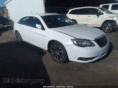 2013 Chrysler 200 Touring, белый — VIN 1C3CCBBB1DN726820, IAAI