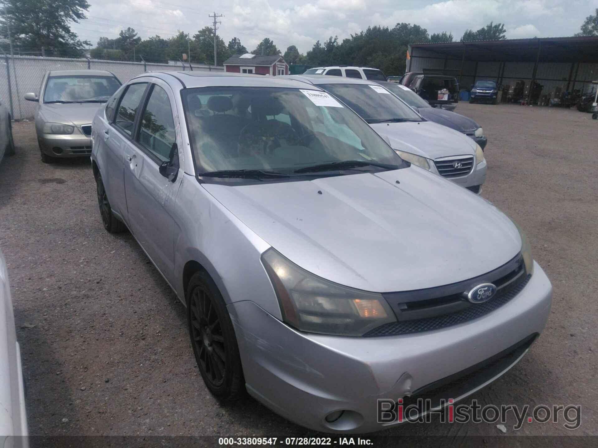 Photo 1FAHP3GNXBW154044 - FORD FOCUS 2011