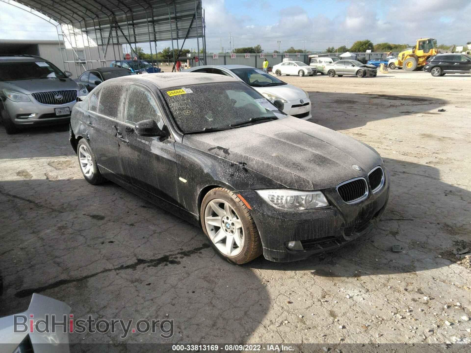 Фотография WBAPH7G5XBNN04754 - BMW 3 SERIES 2011