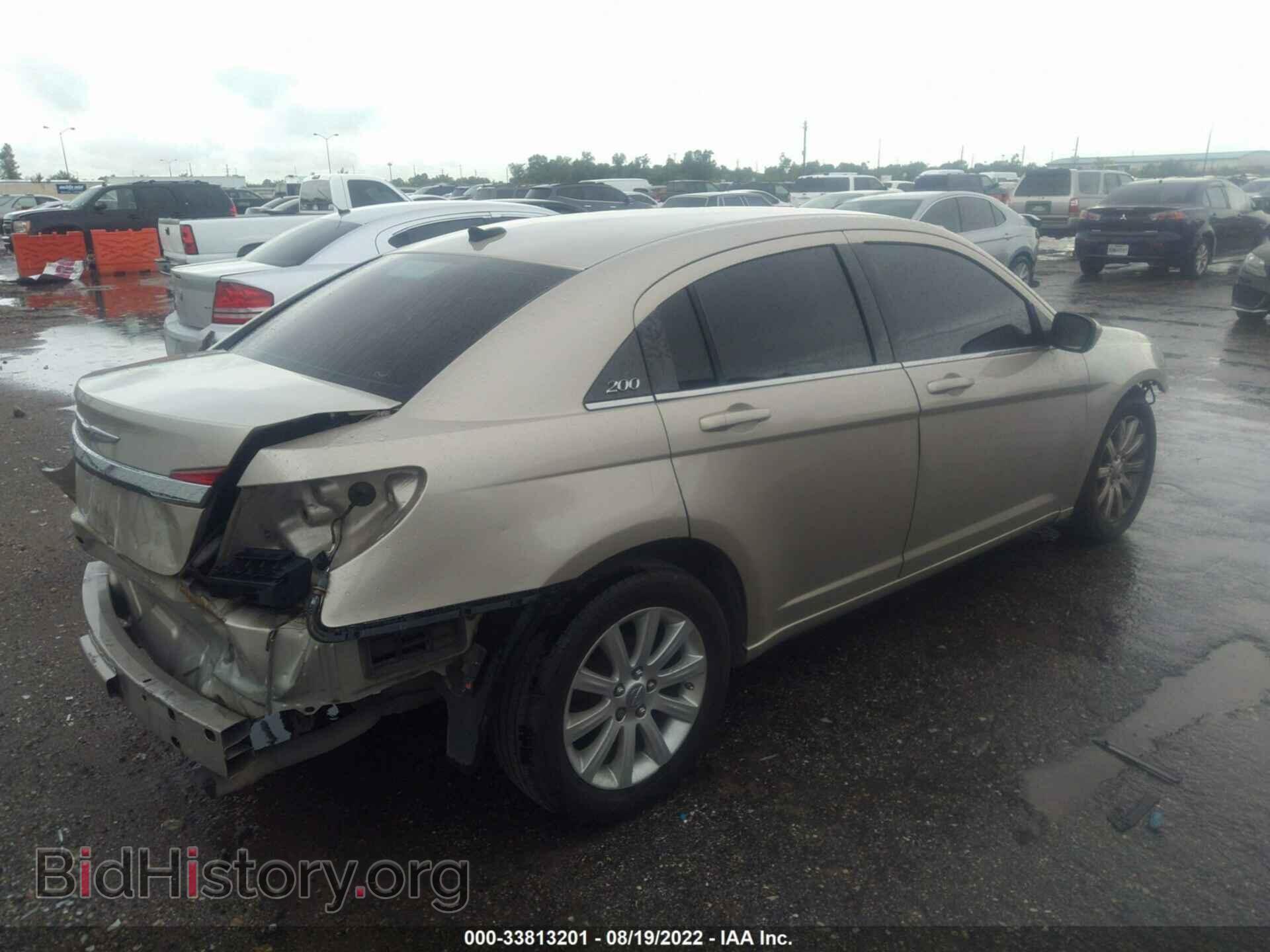 2014 CHRYSLER 200 - VIN: 1C3CCBBG4EN115287 - Фото 4