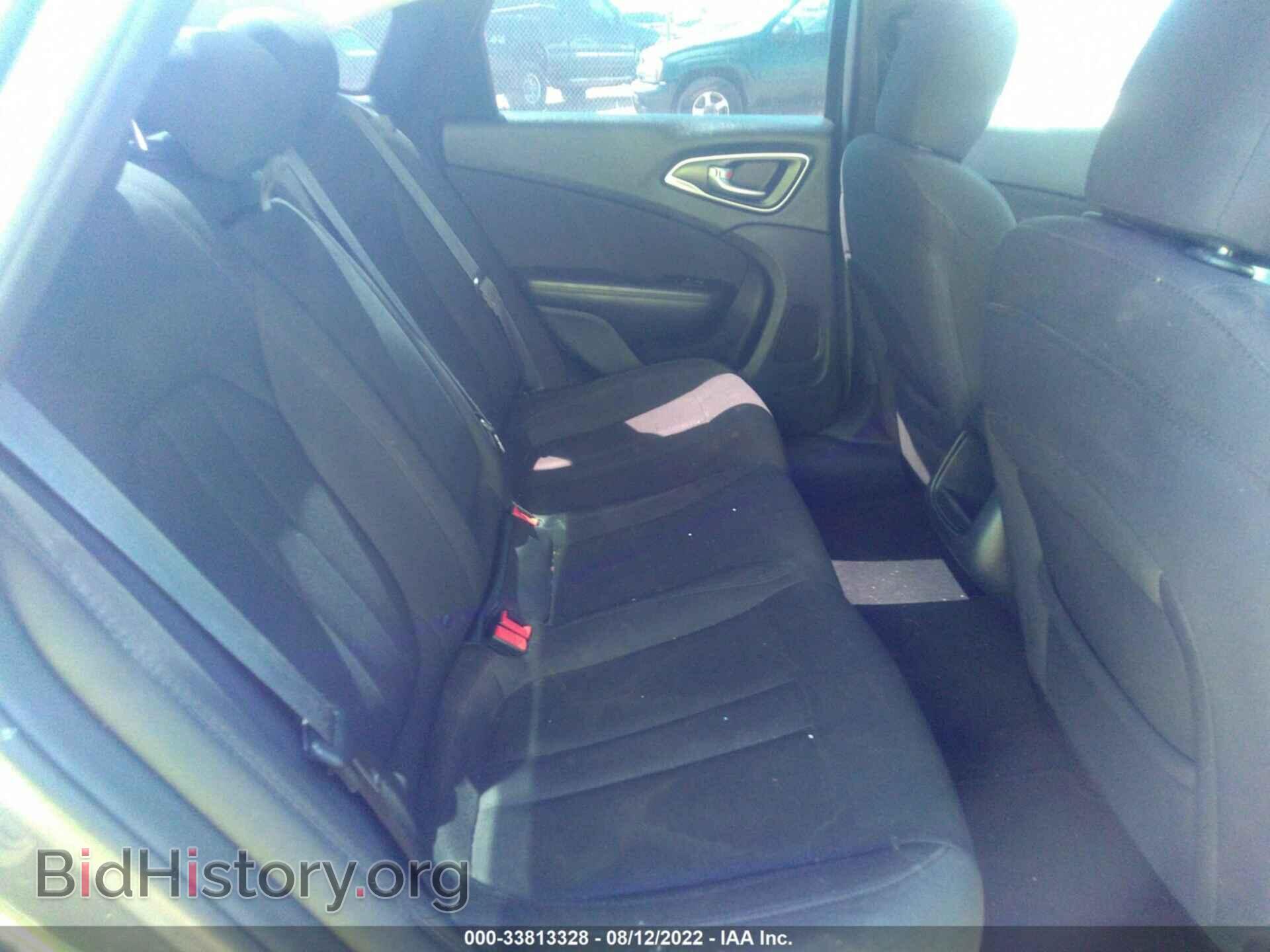 2015 CHRYSLER 200 - VIN: 1C3CCCAB3FN641729 - Фото 8