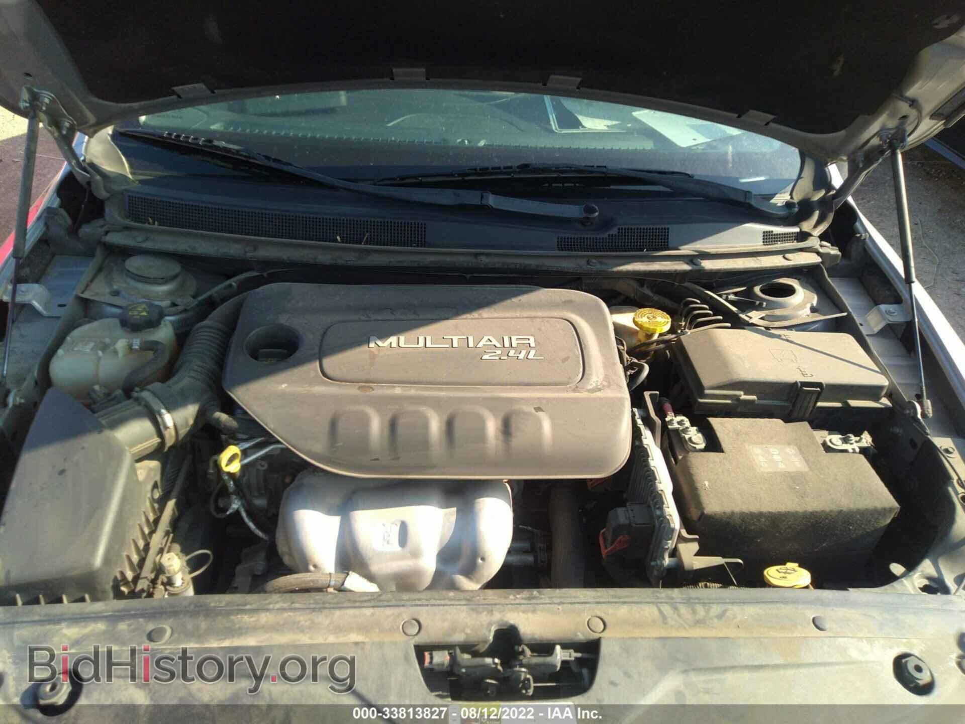 2016 CHRYSLER 200 - VIN: 1C3CCCAB8GN118062 - Фото 10