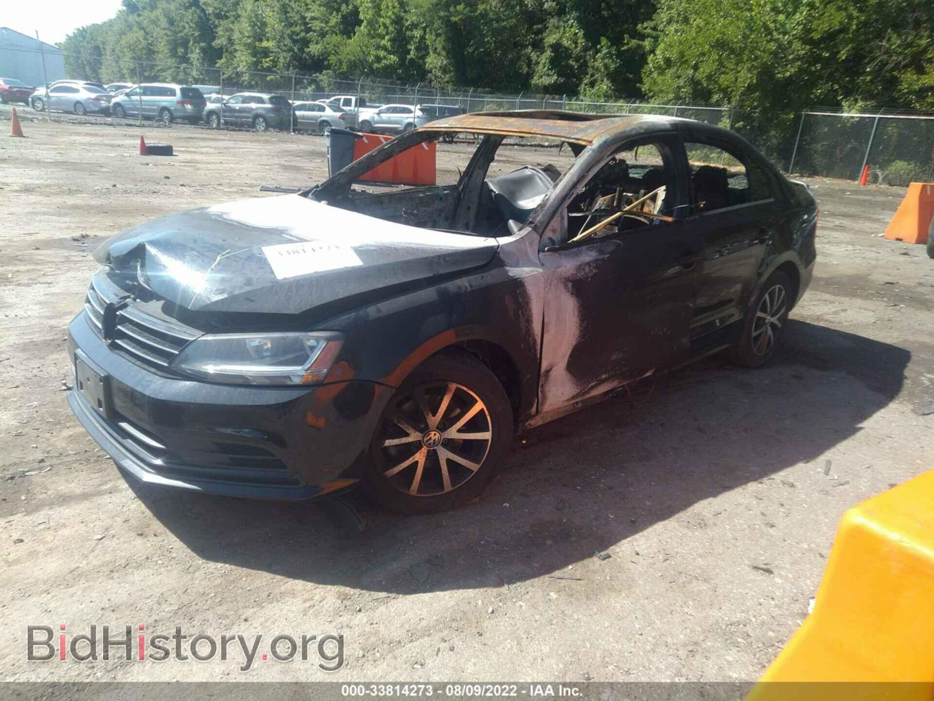 2017 VOLKSWAGEN JETTA - VIN: 3VWDB7AJ3HM384695 - Фото 2
