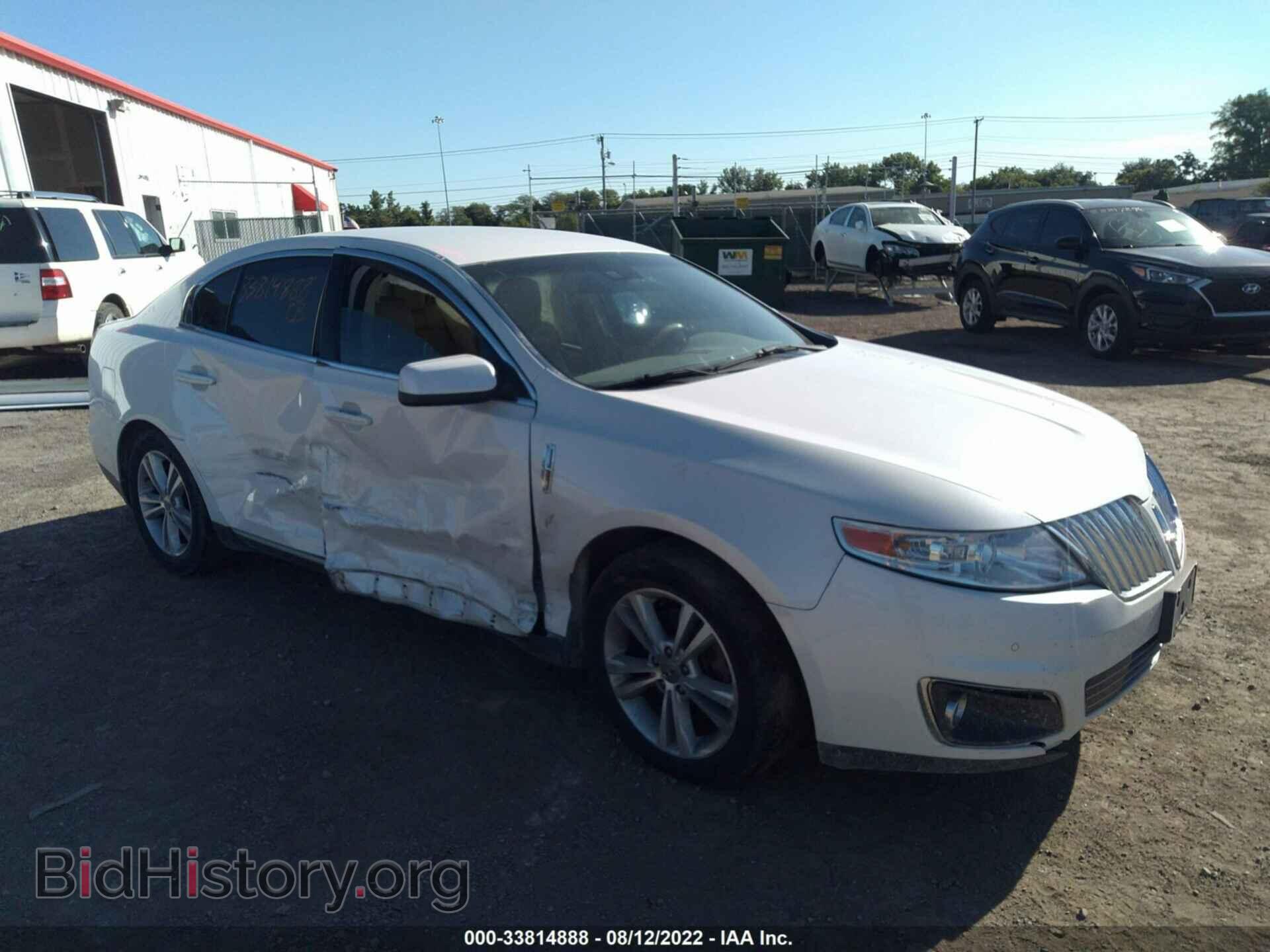 Photo 1LNHL9DR7AG606181 - LINCOLN MKS 2010