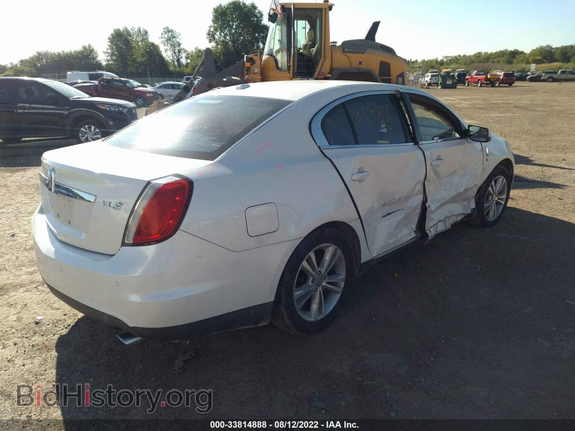 2010 LINCOLN MKS - VIN: 1LNHL9DR7AG606181 - Фото 4