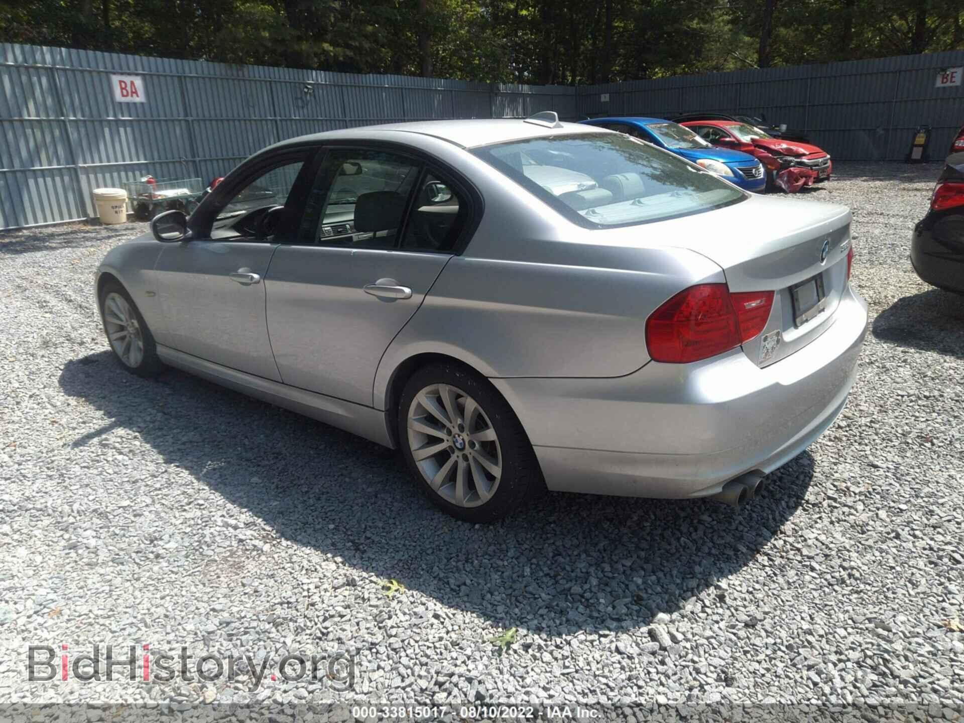 2011 BMW 3 SERIES - VIN: WBAPH7C51BE683028 - Photo 3