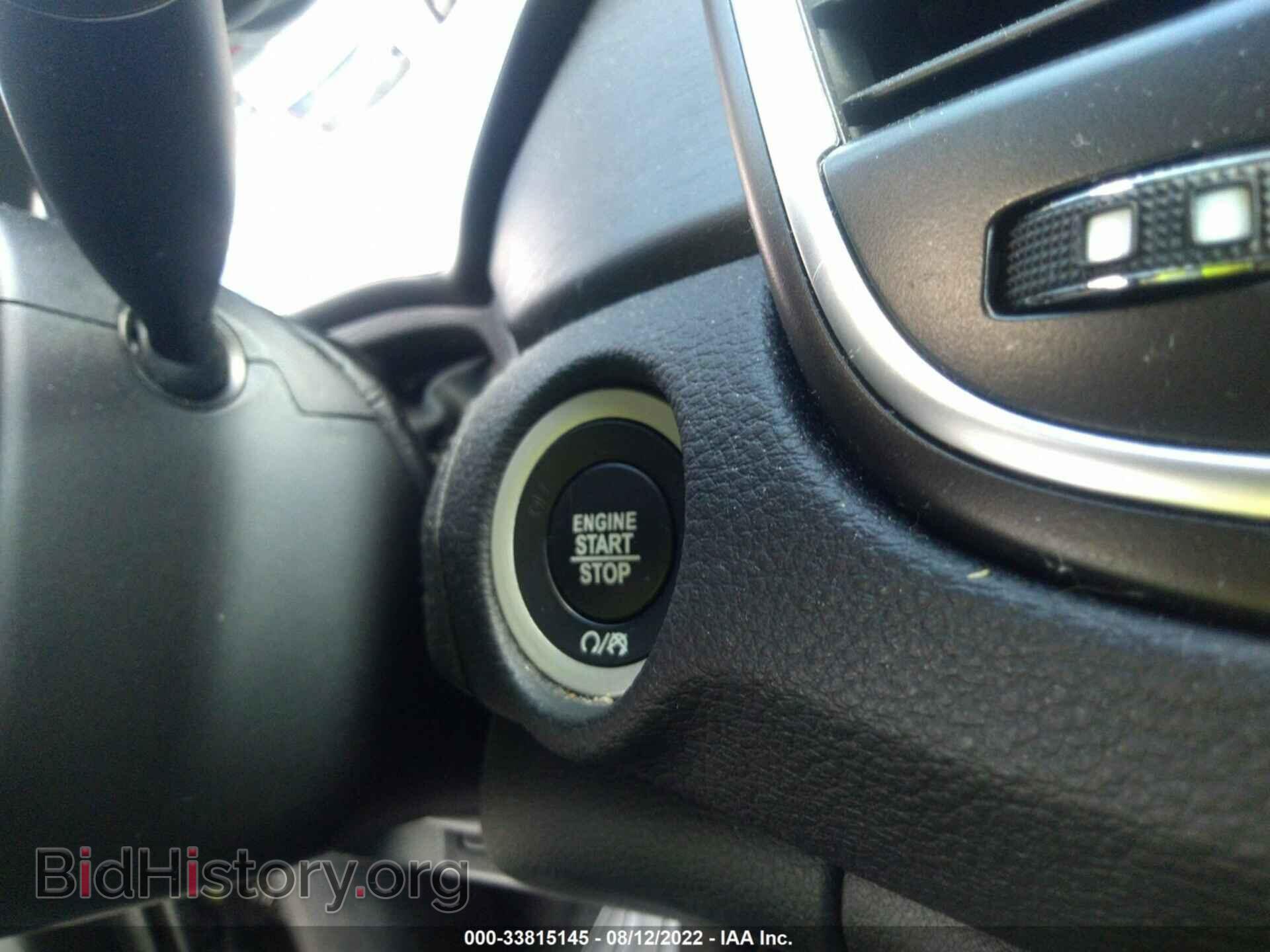 2016 CHRYSLER 200 - VIN: 1C3CCCAB8GN189648 - Фото 11