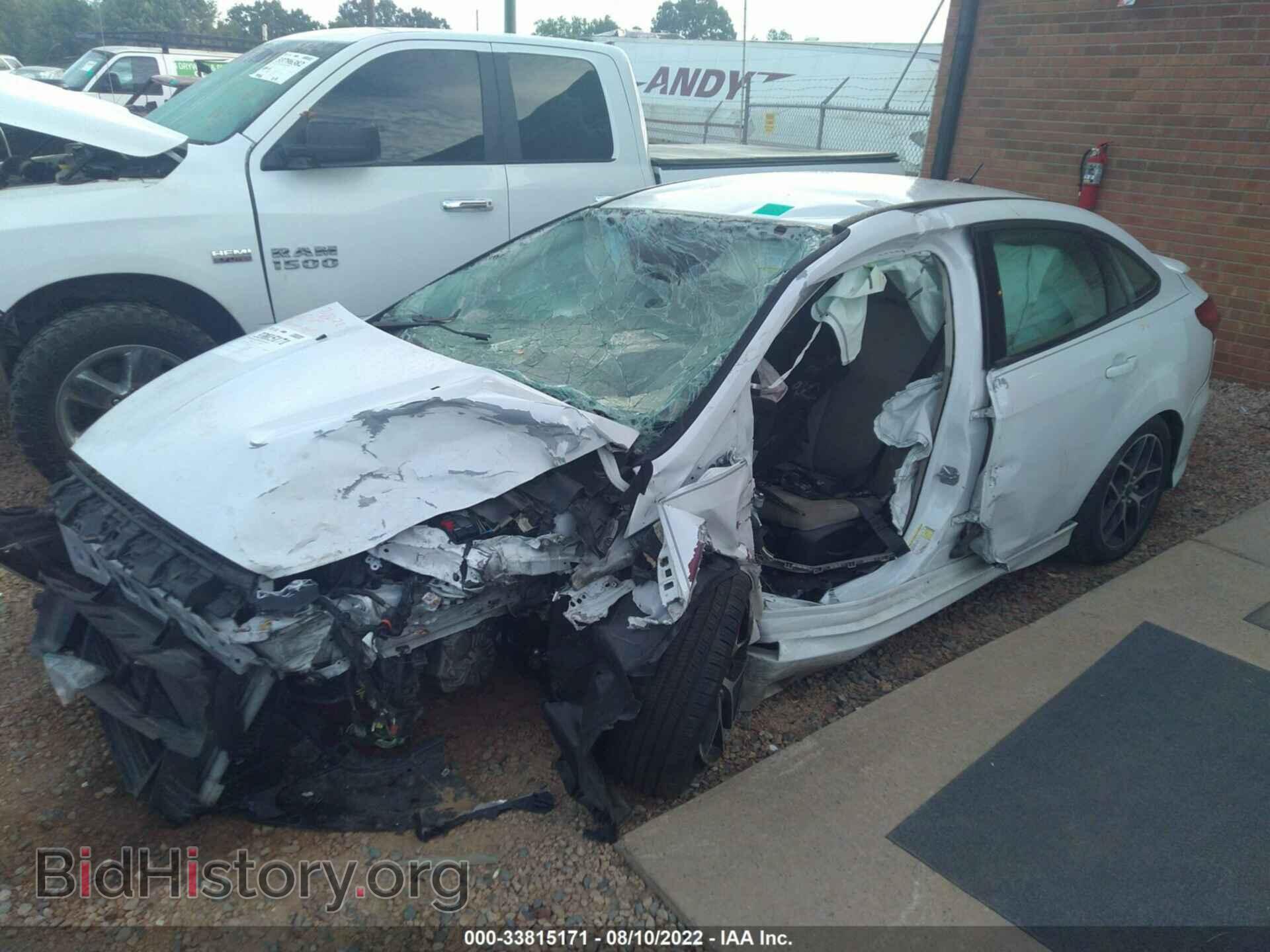 2015 FORD FOCUS - VIN: 1FADP3F27FL246824 - Photo 2