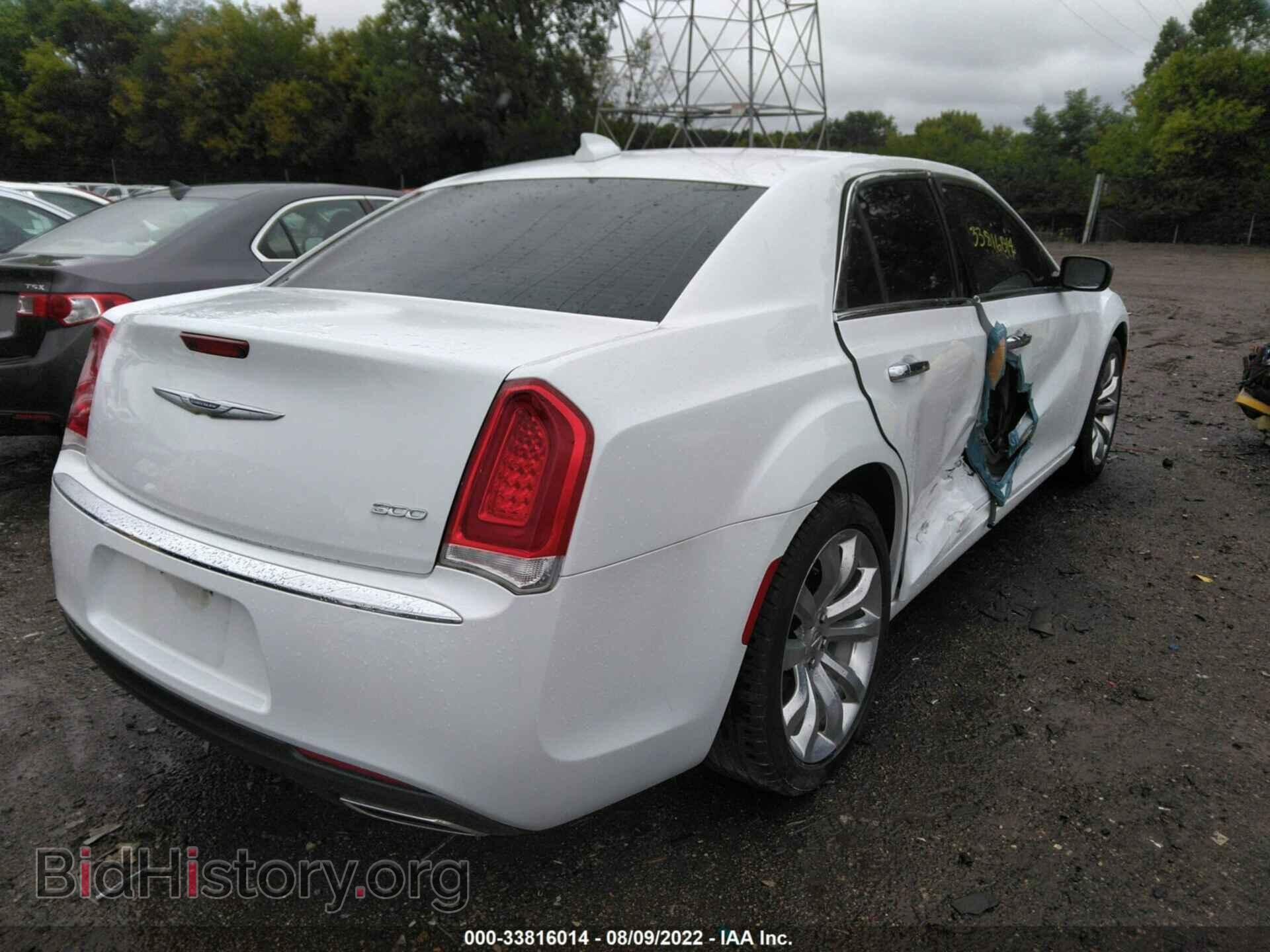 2019 CHRYSLER 300 - VIN: 2C3CCAEGXKH527921 - Фото 4