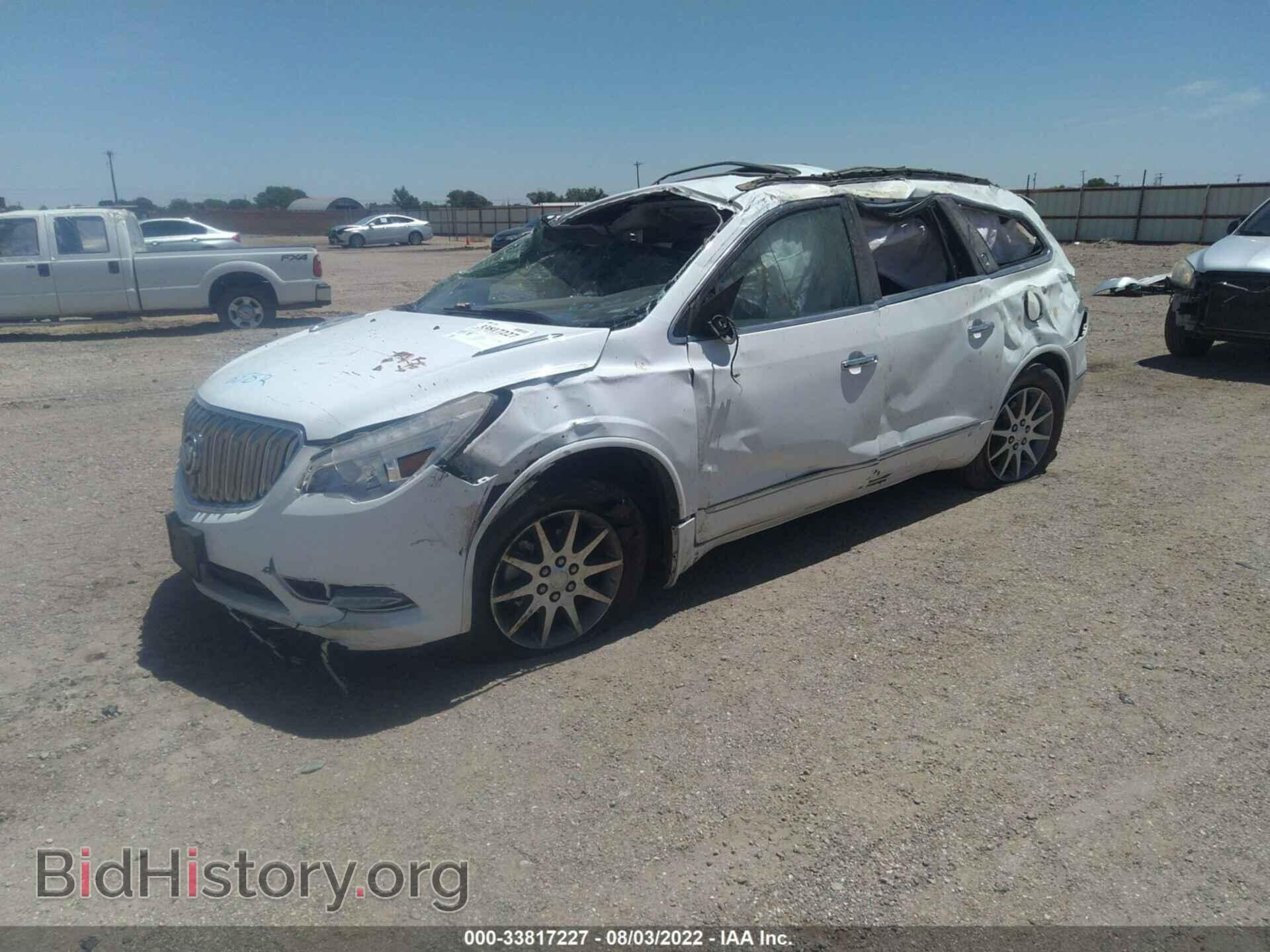 2017 BUICK ENCLAVE - VIN: 5GAKRBKD6HJ216582 - Фото 2