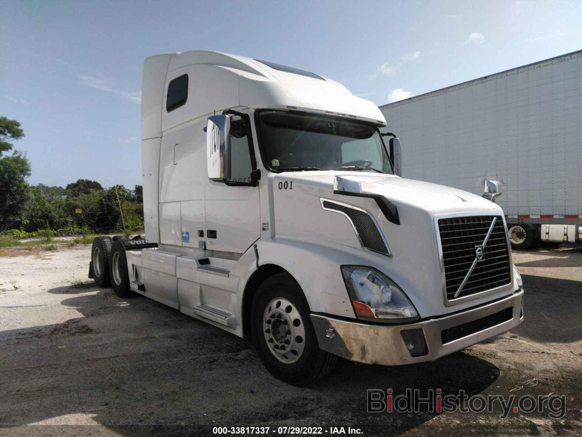 Photo 4V4NC9EH5FN917189 - VOLVO VN 2015