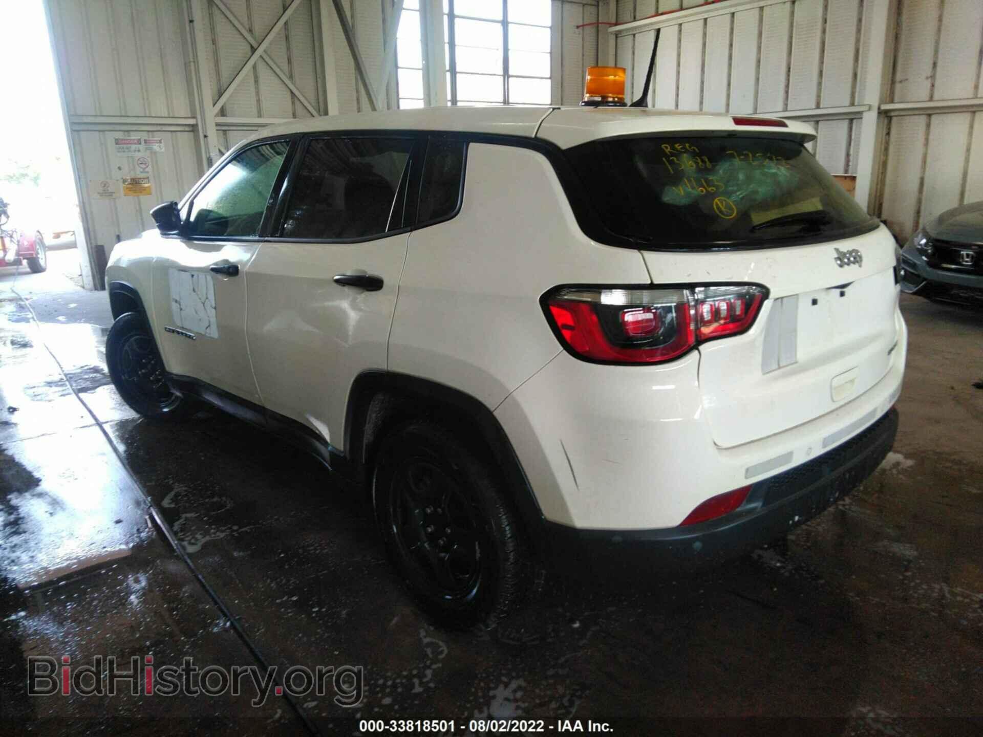 2018 JEEP COMPASS - VIN: 3C4NJCABXJT151663 - Фото 3