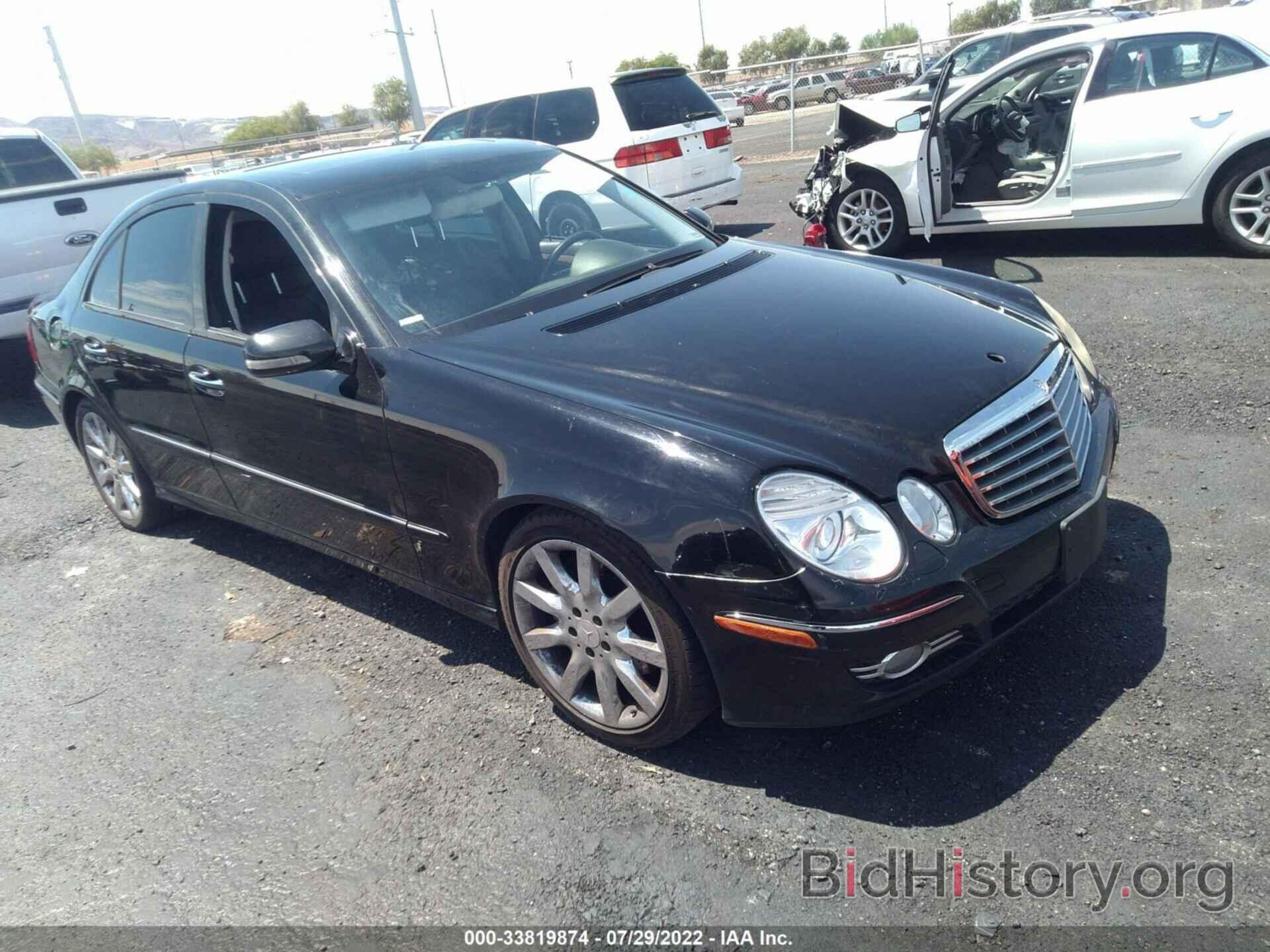 Photo WDBUF56XX8B237790 - MERCEDES-BENZ E-CLASS 2008