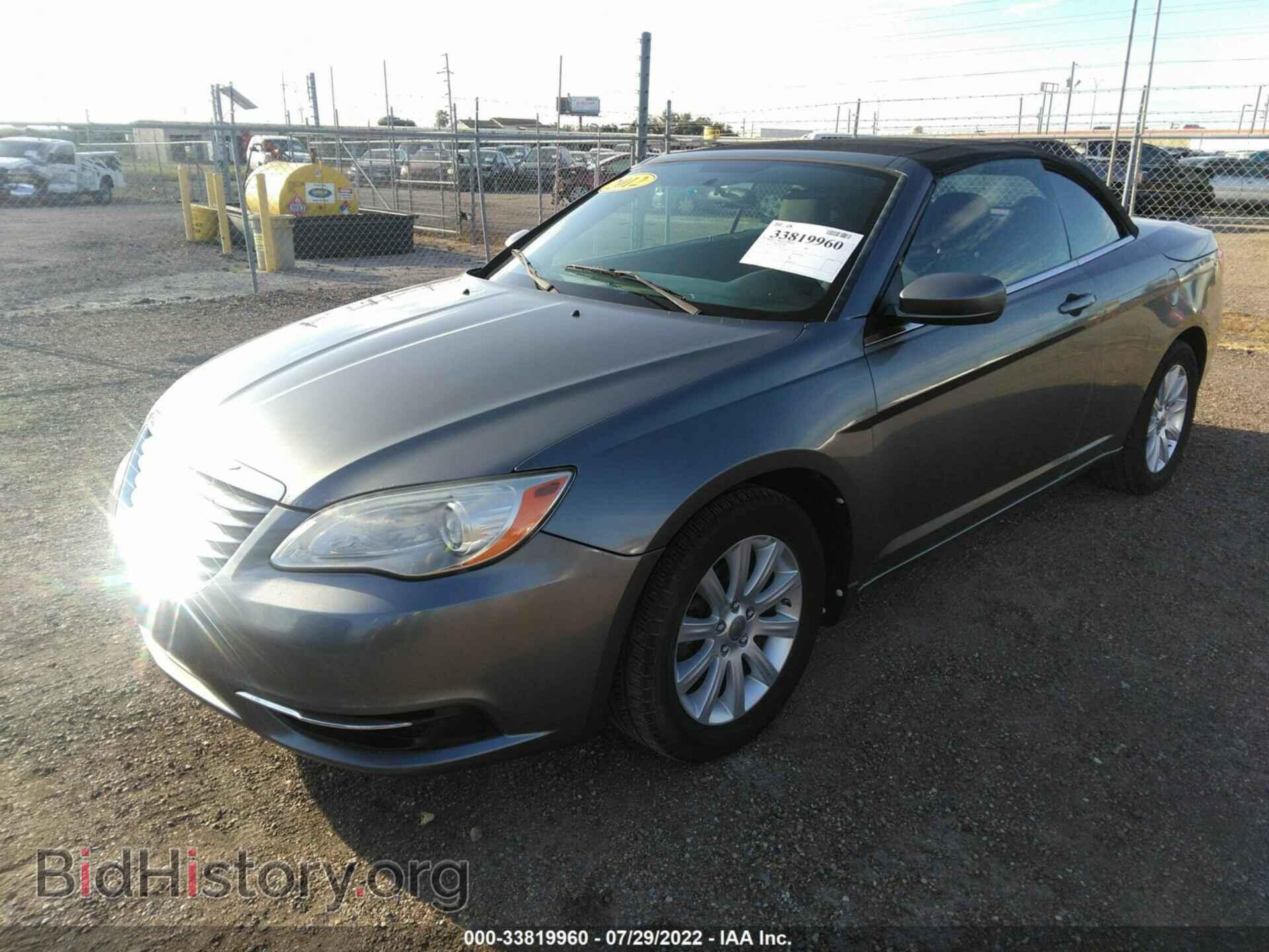 2012 CHRYSLER 200 - VIN: 1C3BCBEB7CN155677 - Фото 2
