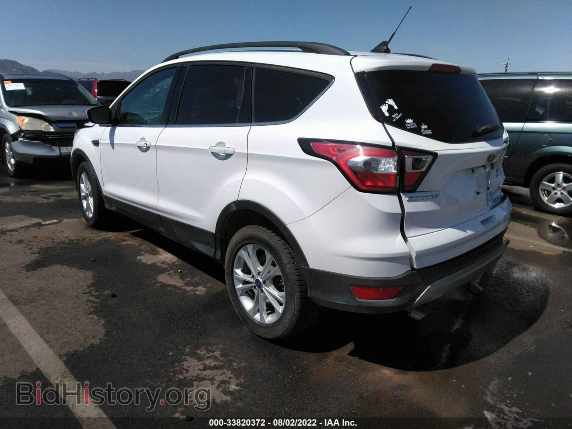 2018 FORD ESCAPE - VIN: 1FMCU0HD5JUC13038 - Фото 3