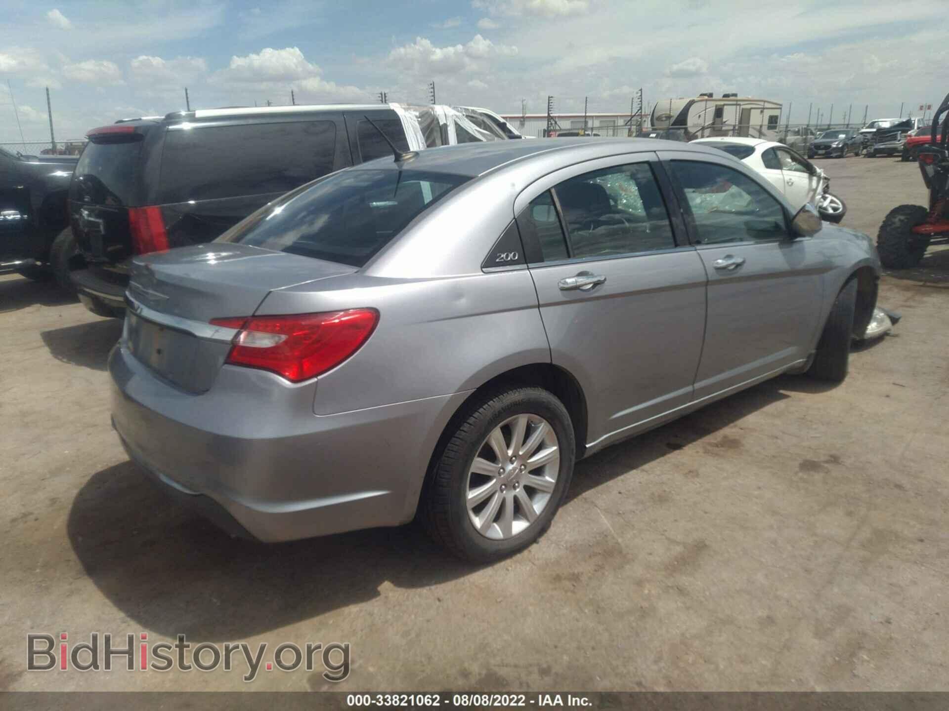 2013 CHRYSLER 200 - VIN: 1C3CCBCG5DN569335 - Photo 4